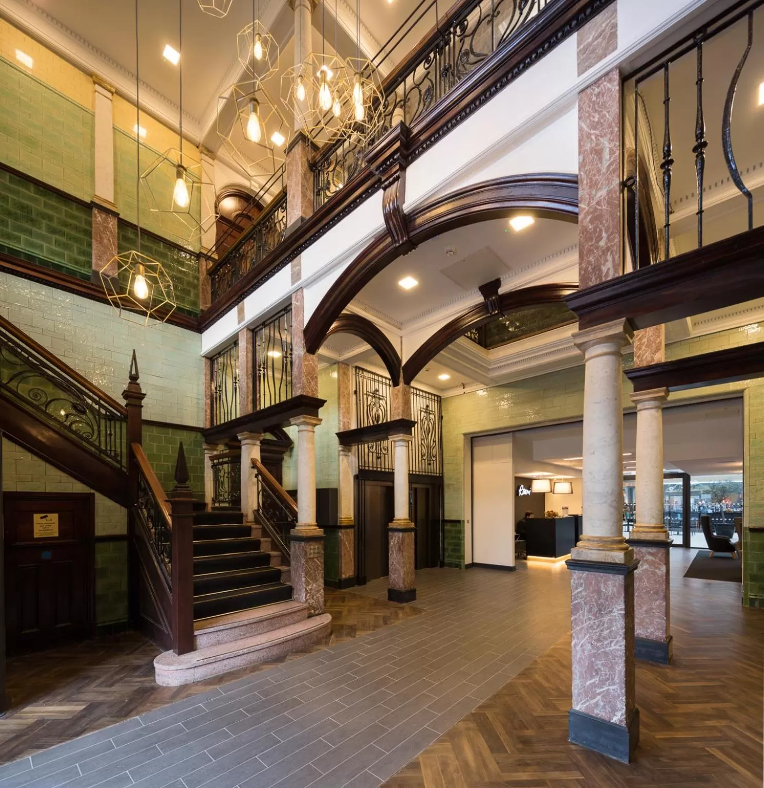 Lobby or reception in Roomzzz Manchester Victoria