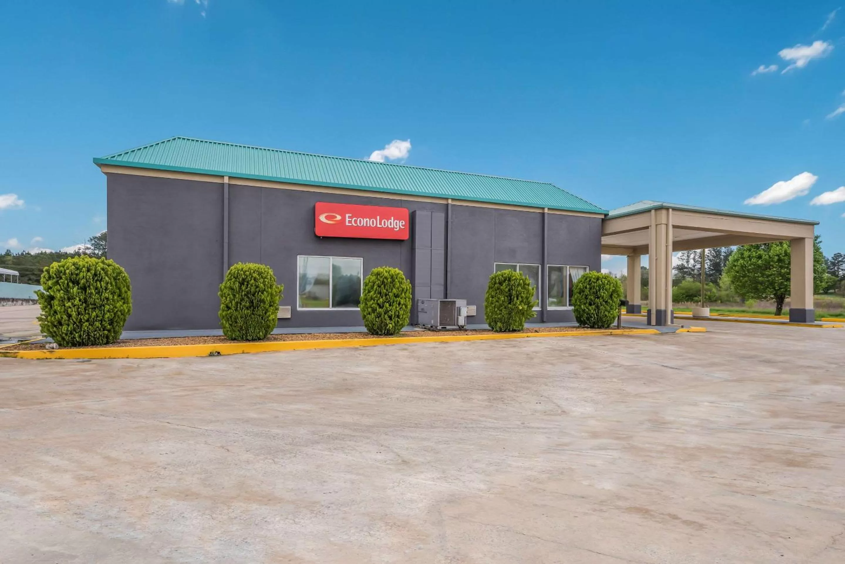 Property building in Econo Lodge Cullman South