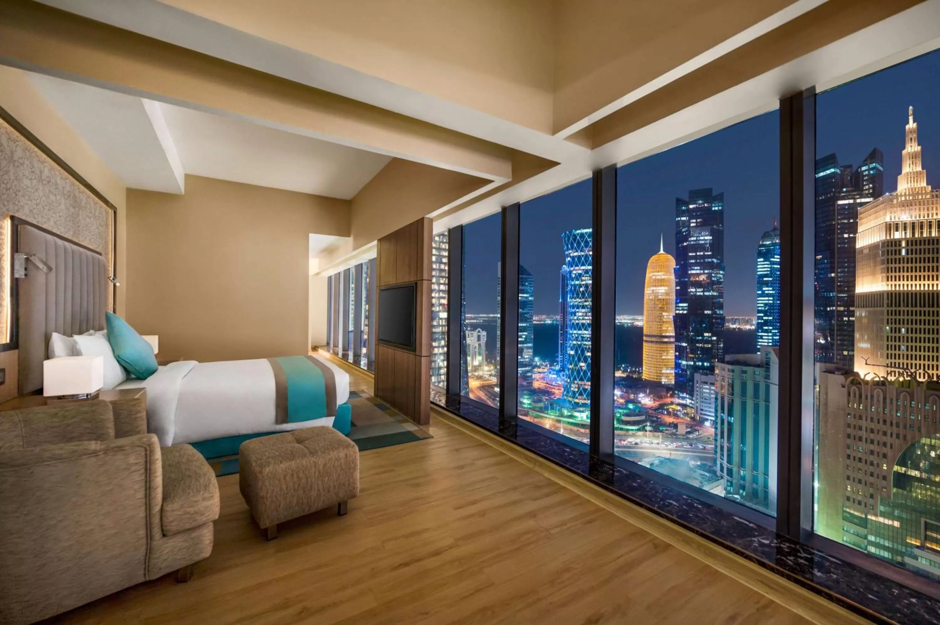 Photo of the whole room, Bed in Wyndham Doha West Bay