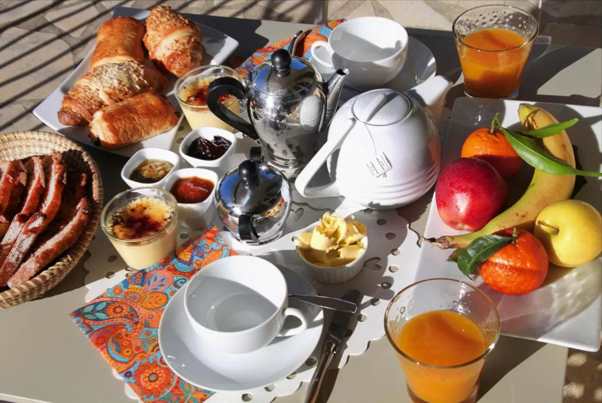 Breakfast in LA SOURCE DE BARDON