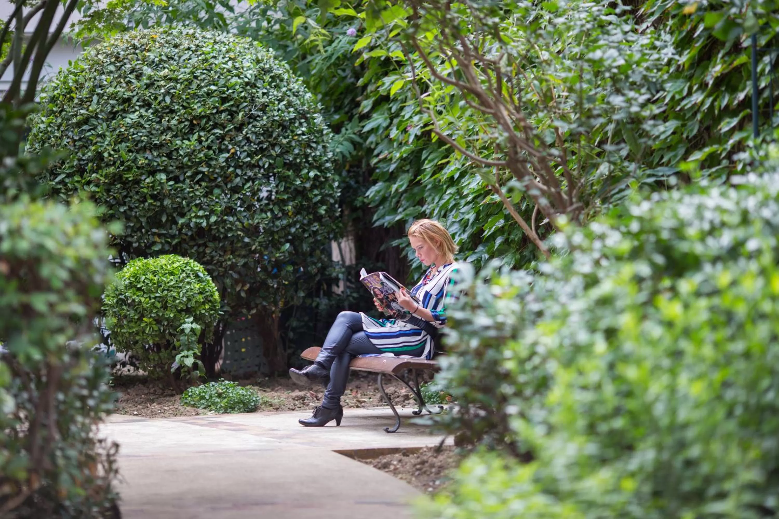 Garden in HOTEL DE PARIS MONTPARNASSE