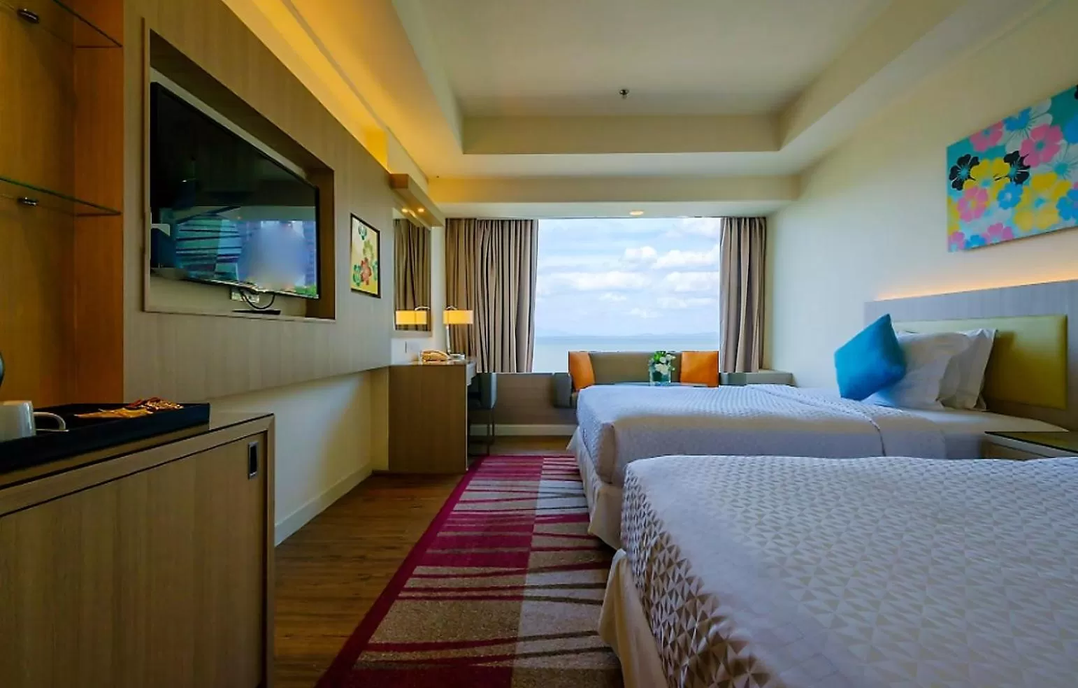 Photo of the whole room, Bed in Mercure Penang Beach