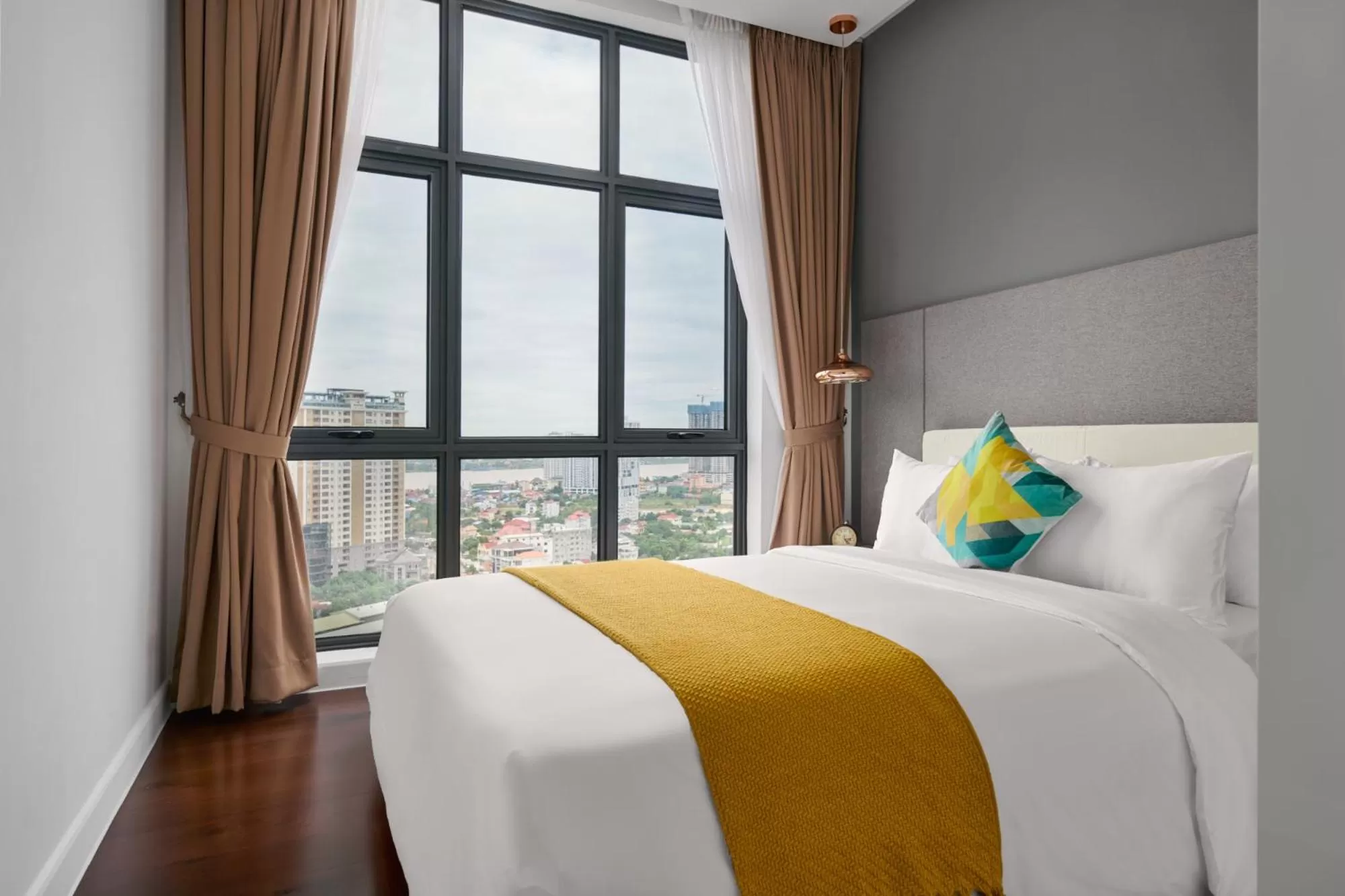 Bedroom, Bed in The Peninsula Phnom Penh