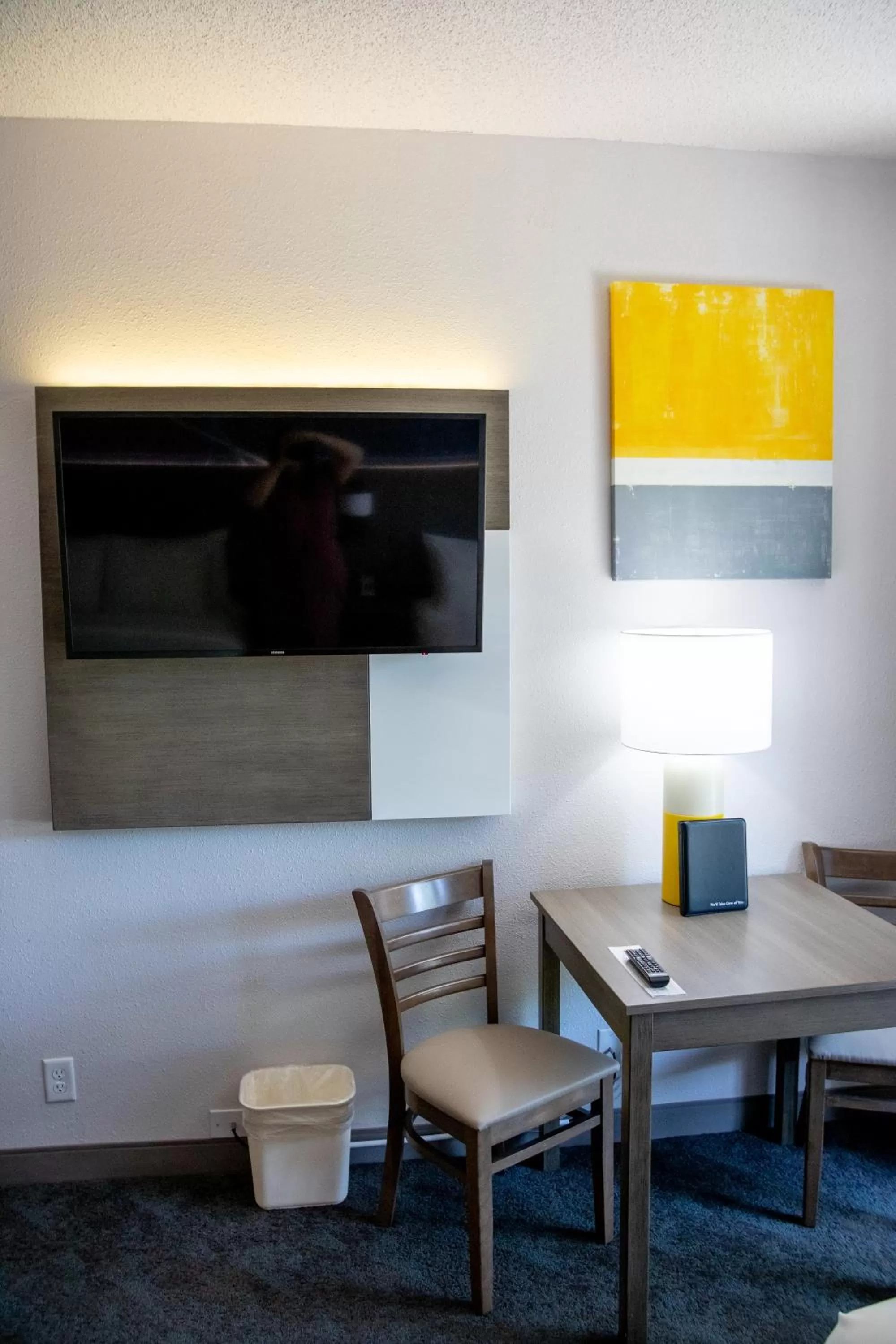 TV and multimedia in Comfort Inn Sioux City South