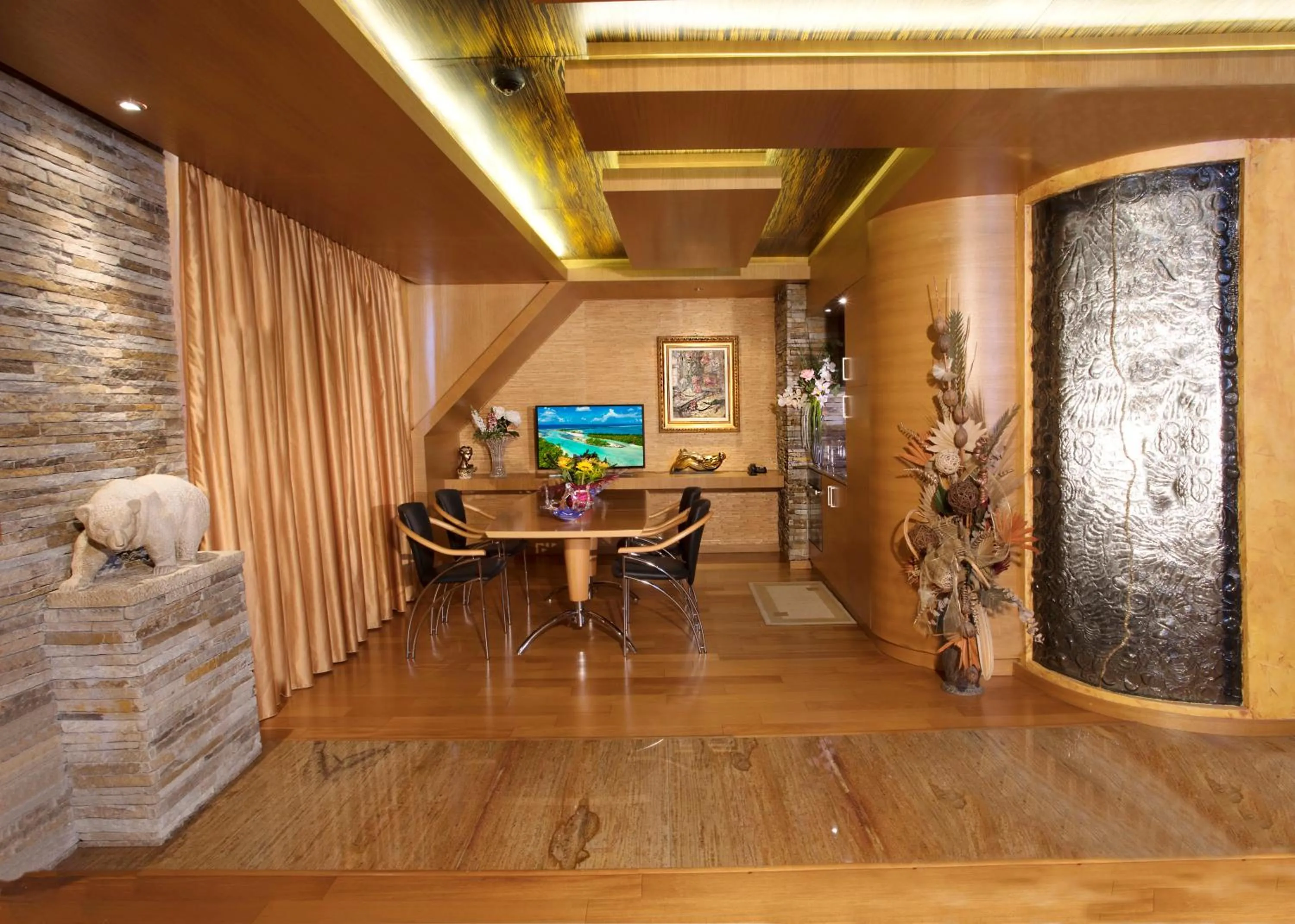 Dining area in Hotel Anel