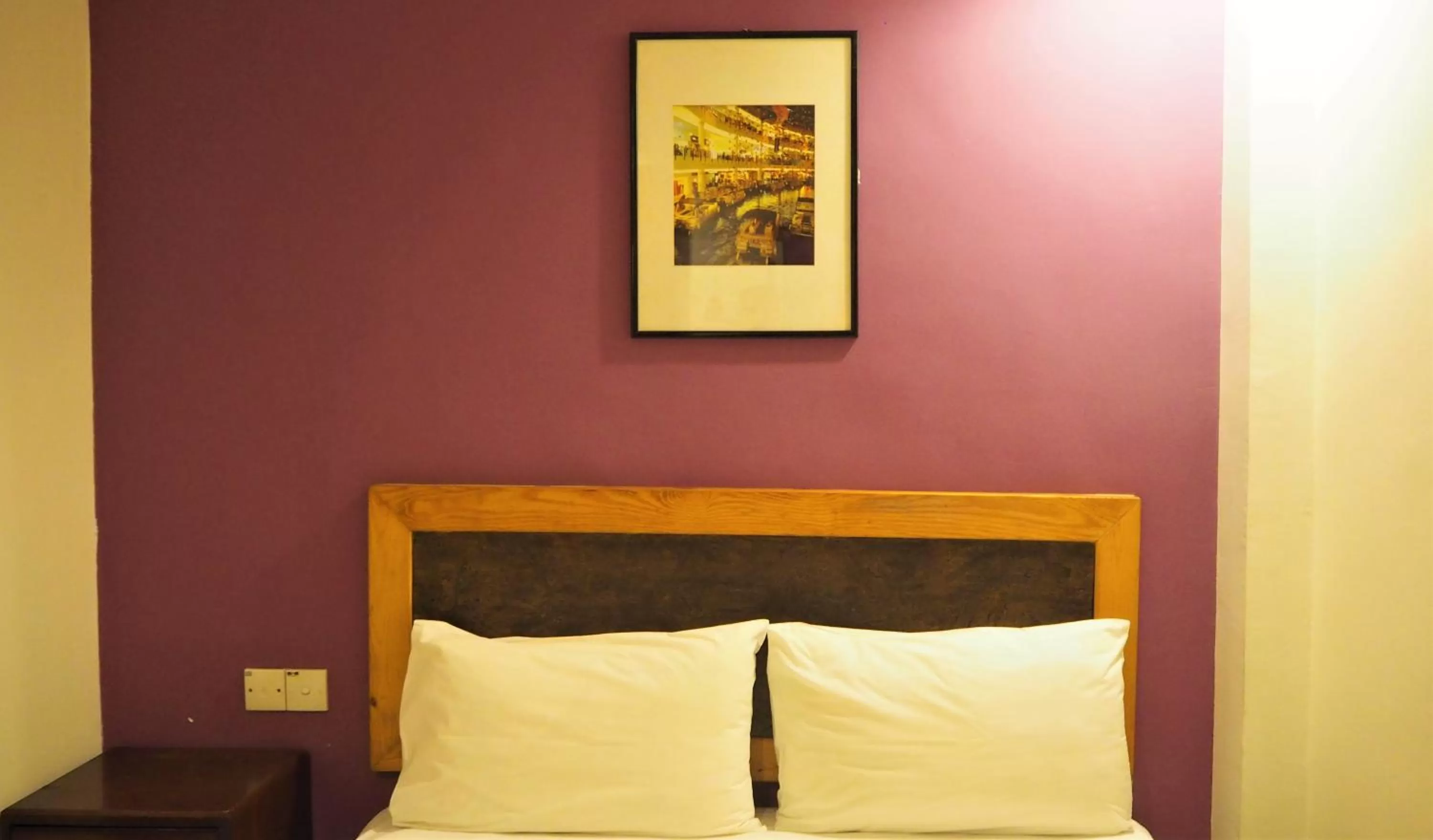 Bed in Leo Palace Hotel Classic Wing, WTC Kuala Lumpur