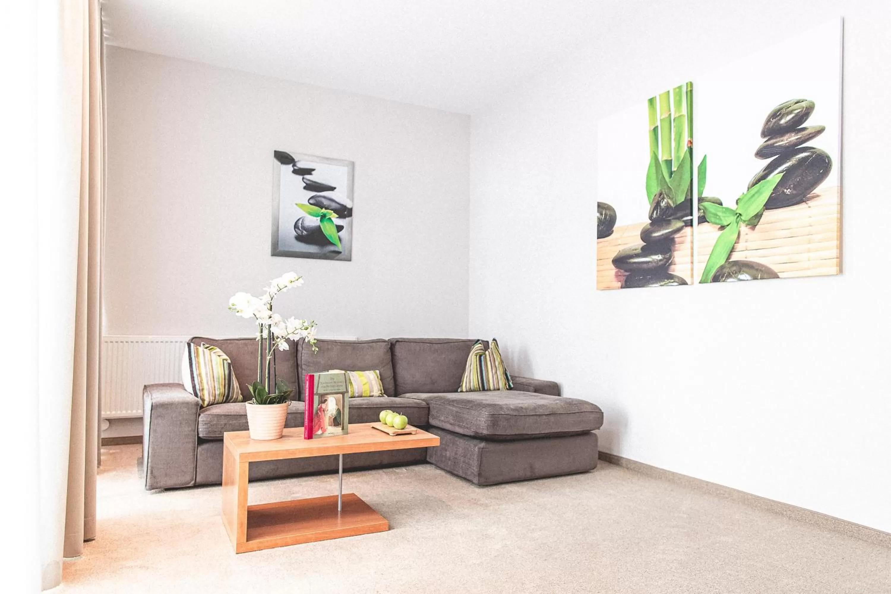 Photo of the whole room in PLAZA Hotel Hanau