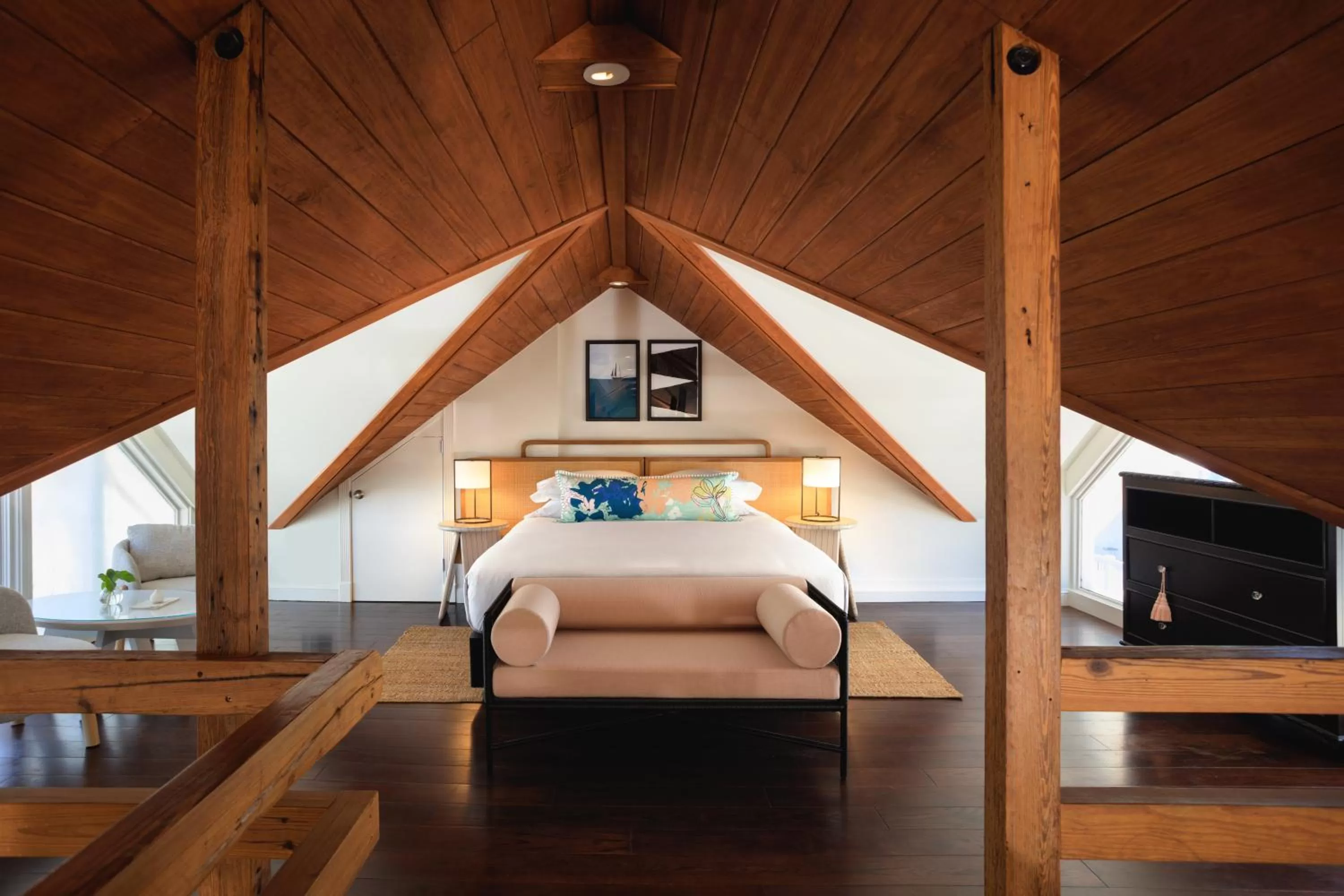Photo of the whole room, Bed in Lighthouse Hotel - Key West Historic Inns