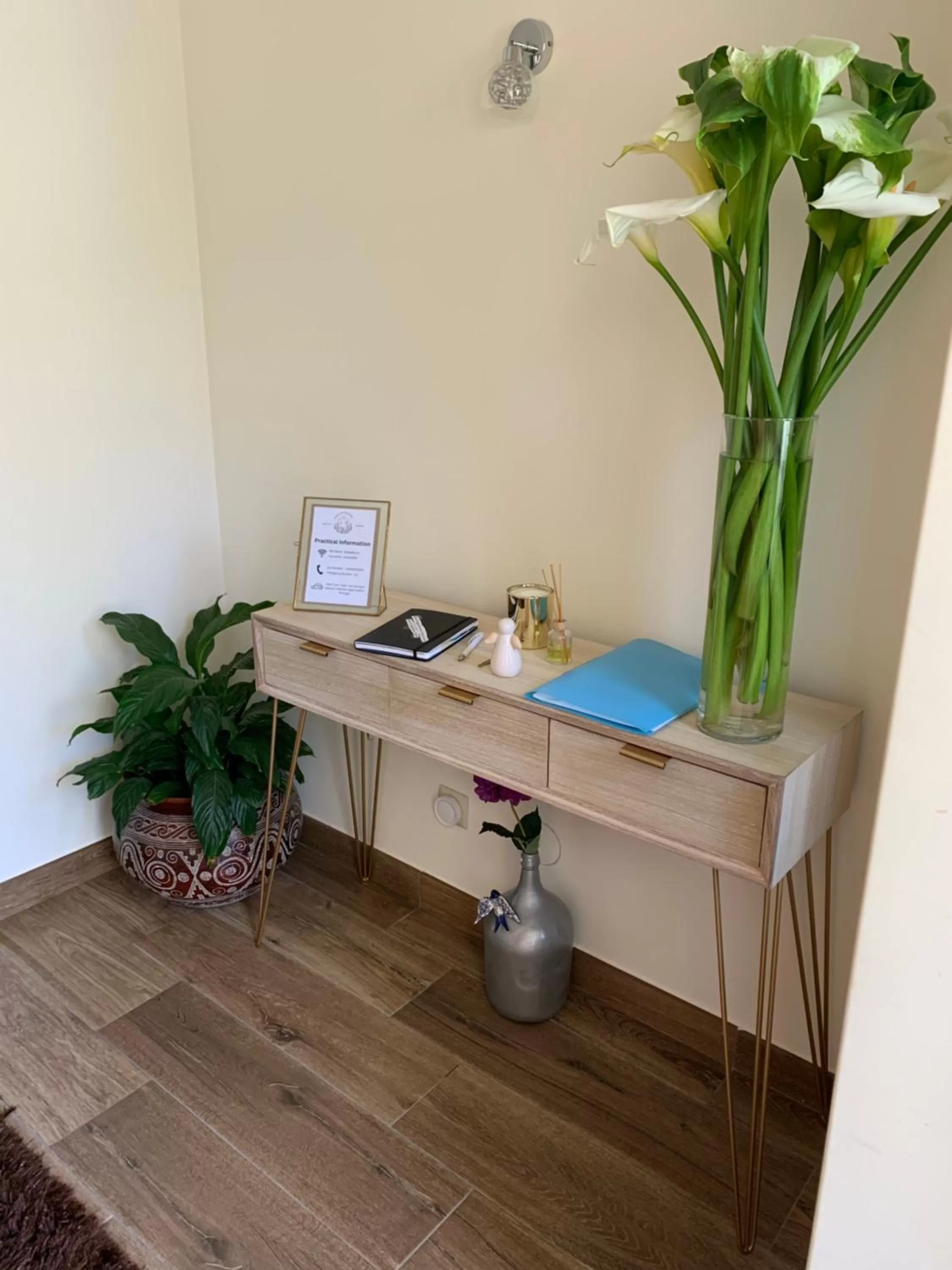 Facade/entrance in Deluxe Studio com terraço e varanda privada - 'Casinha da Amoreira' Guesthouse