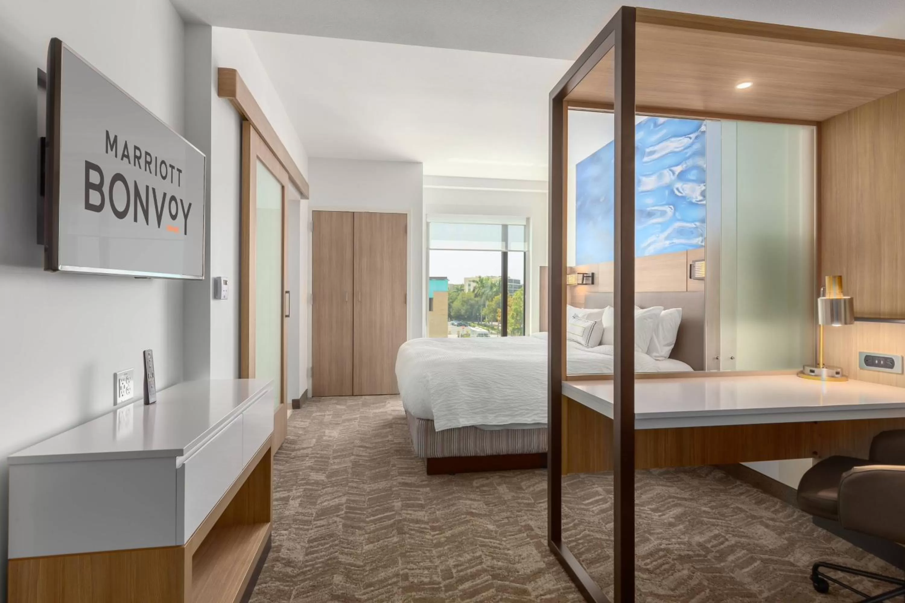 Photo of the whole room, Bed in SpringHill Suites by Marriott Bradenton Downtown/Riverfront