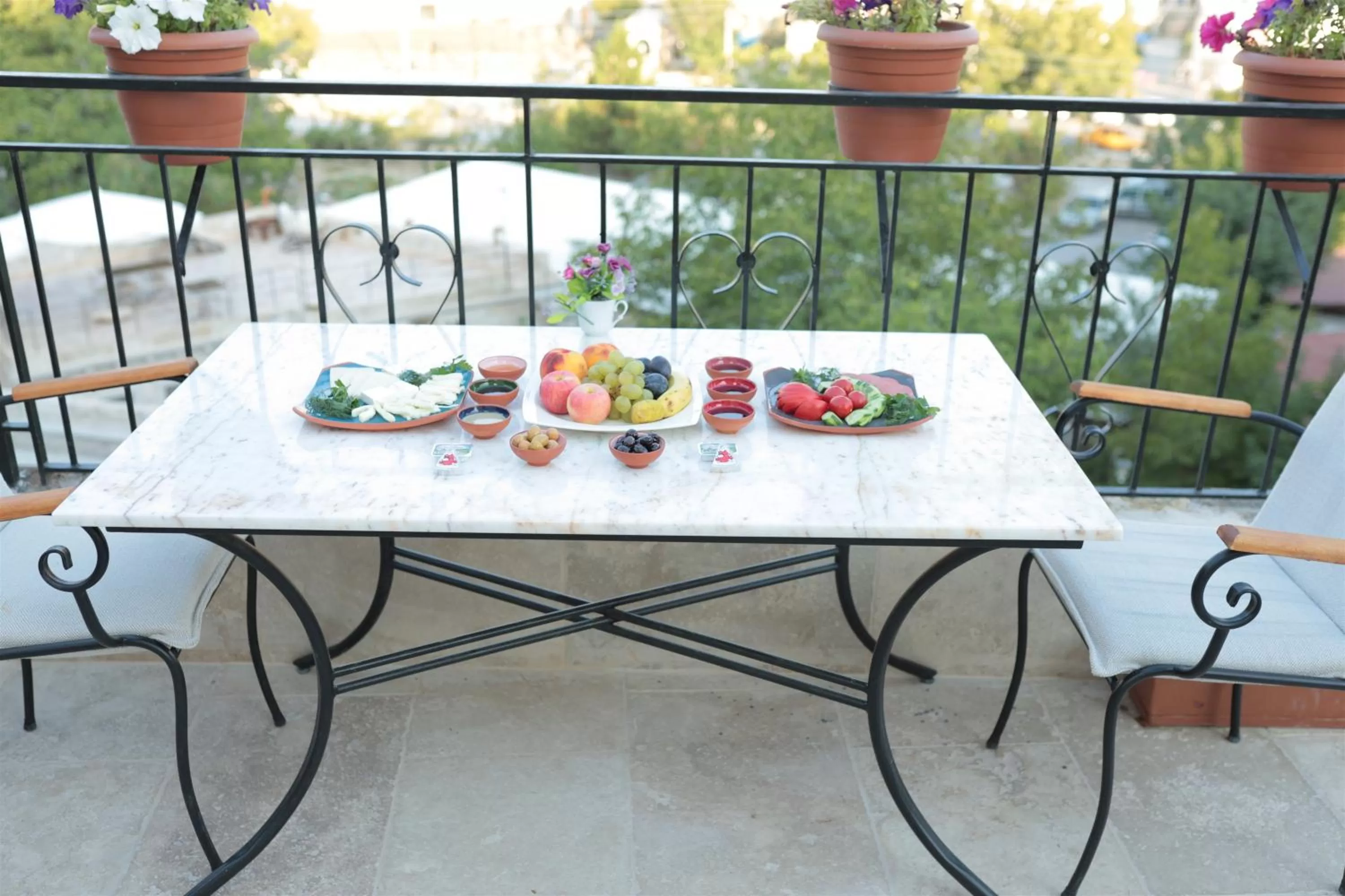 Balcony/Terrace in Guven Cave Hotel