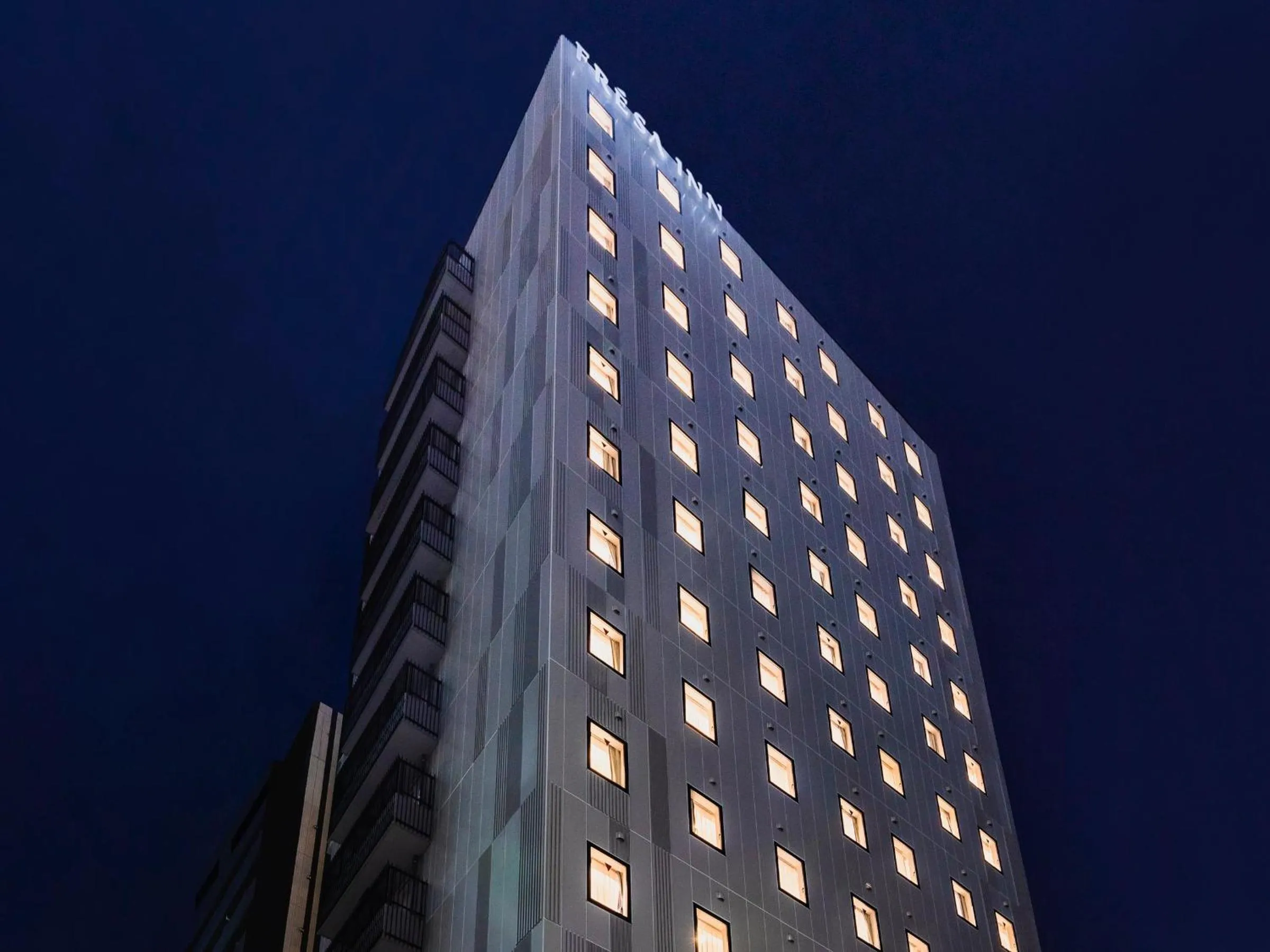 Property building in Sotetsu Fresa Inn Daimon