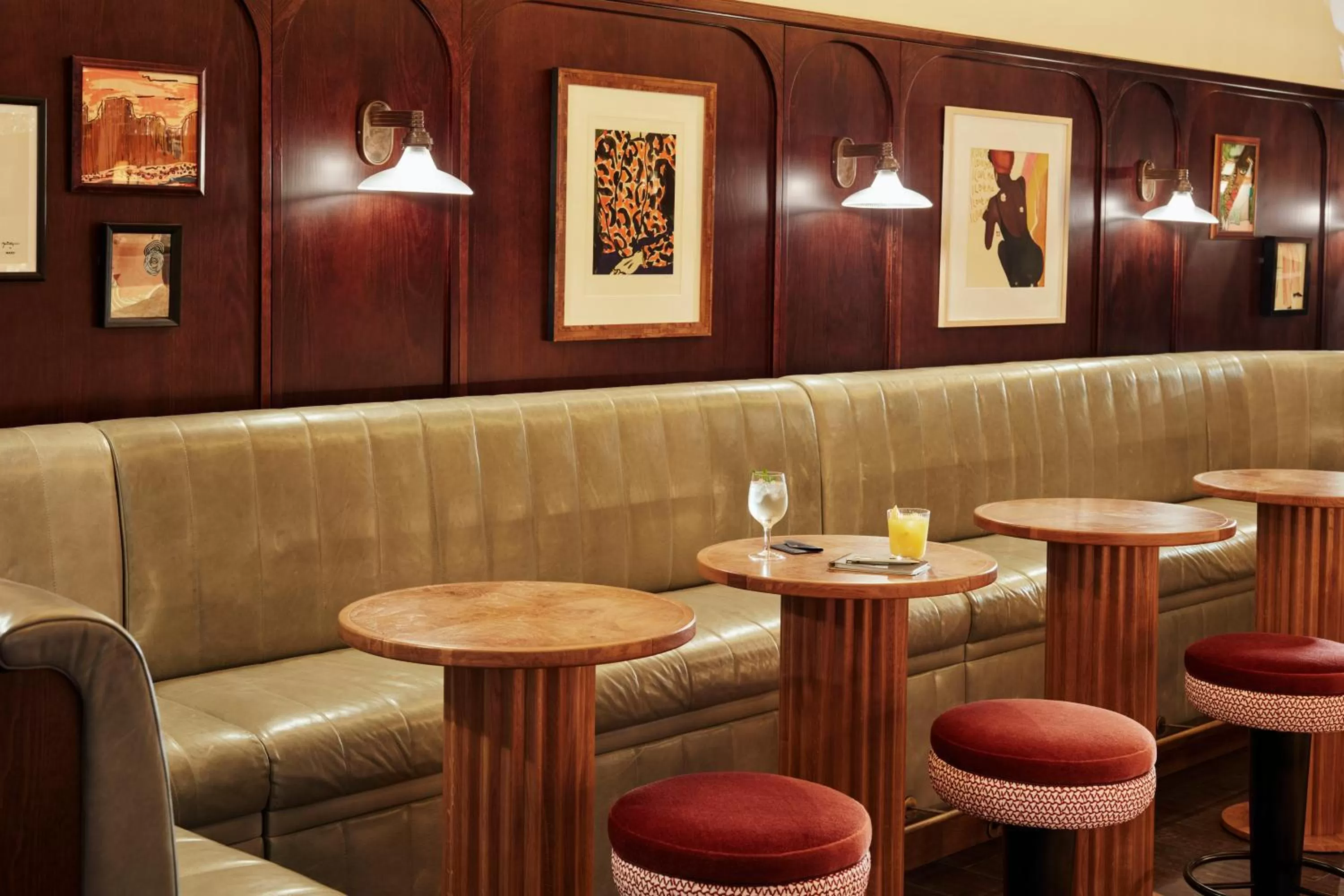 Lounge or bar in The Hoxton, Shepherds Bush