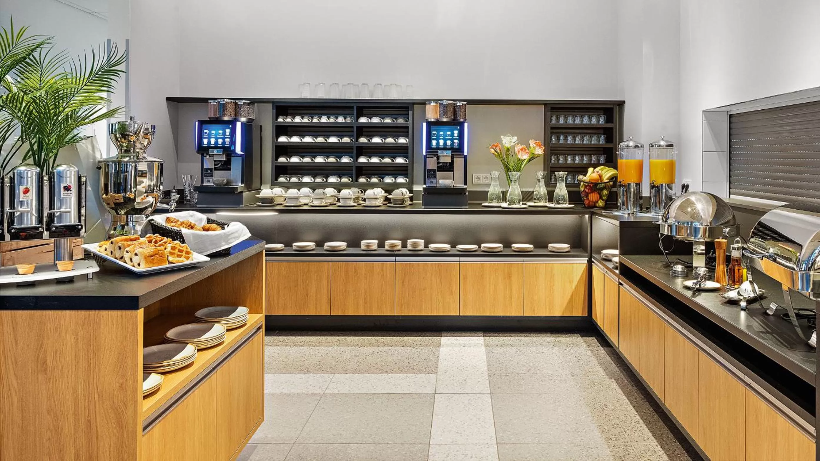 Buffet breakfast in Hey Lou Hotel Karlsruhe Messe