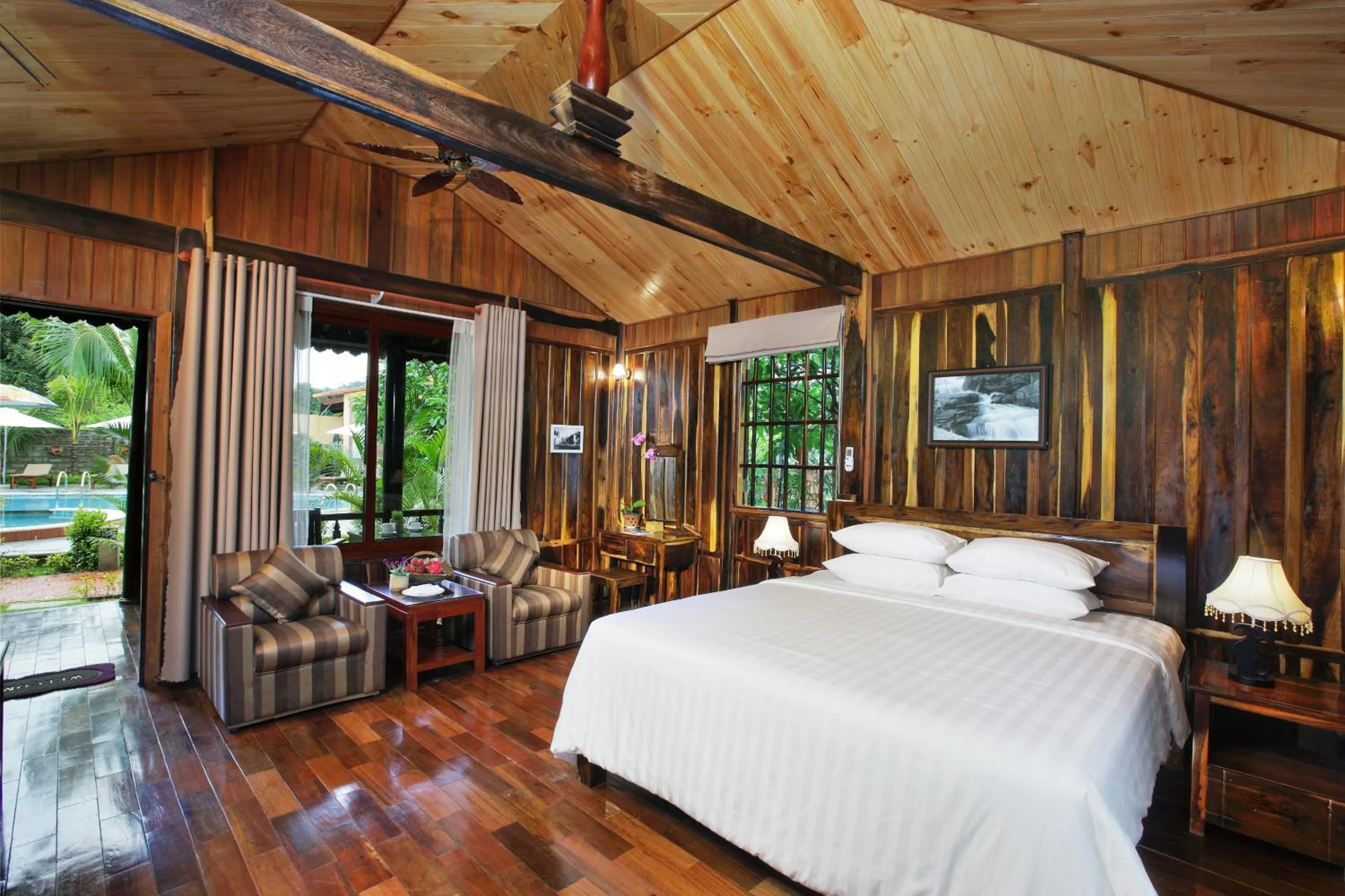 Photo of the whole room in Elwood Premier Resort Phu Quoc