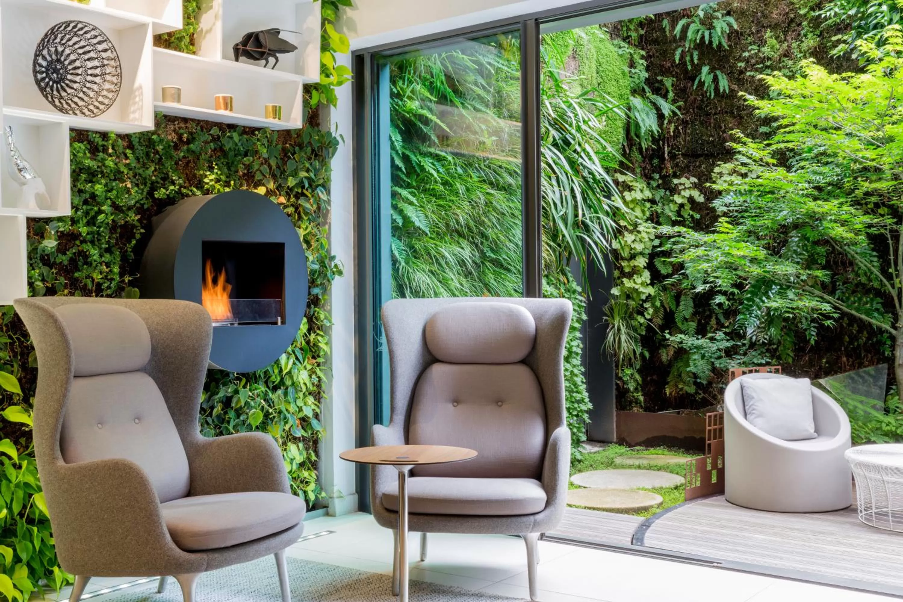 Patio in BW Premier Collection Le Saint Antoine Hotel et Spa