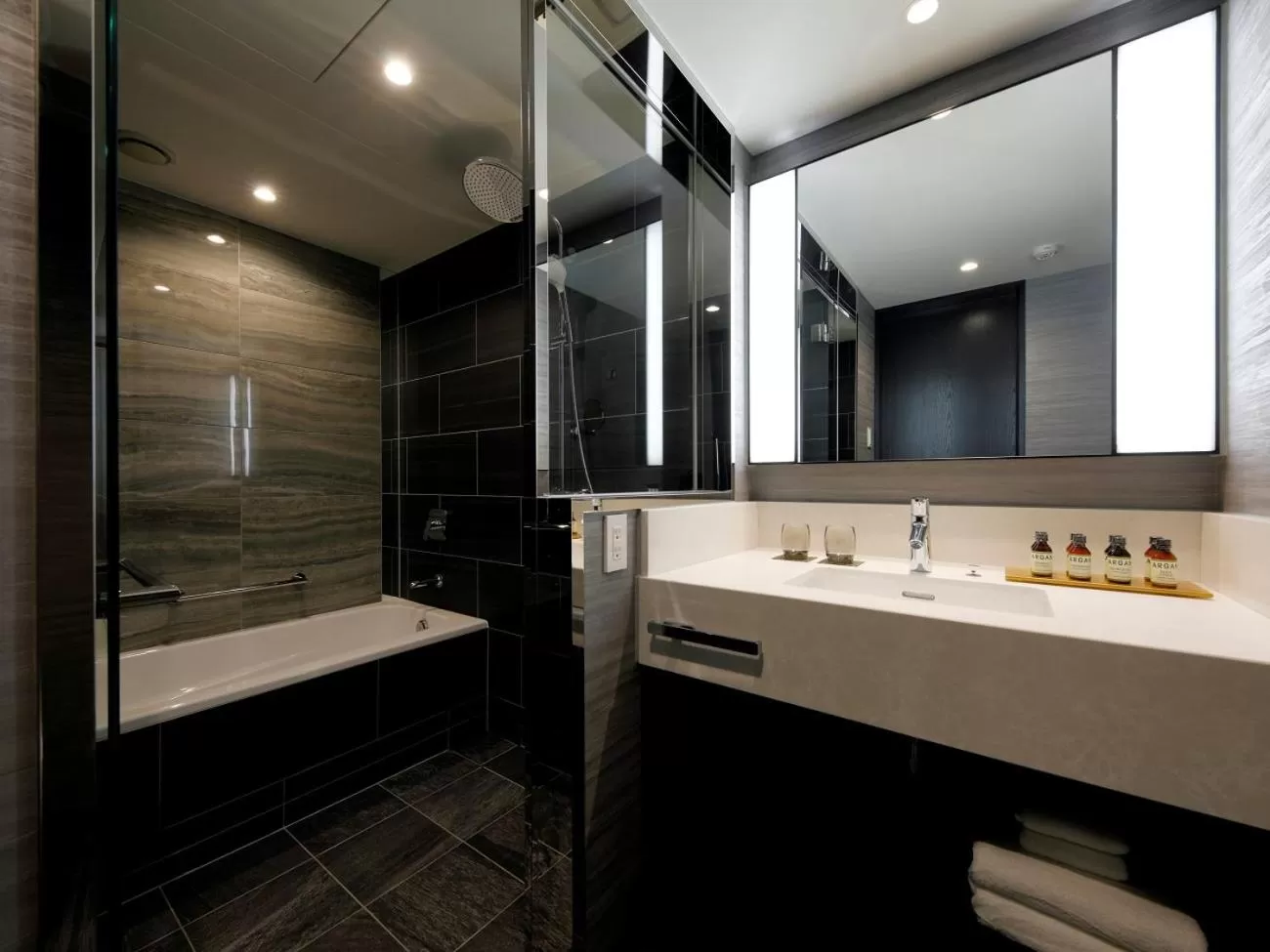 Bathroom in THE HOTEL SANRAKU KANAZAWA 21th December 2022 OPEN