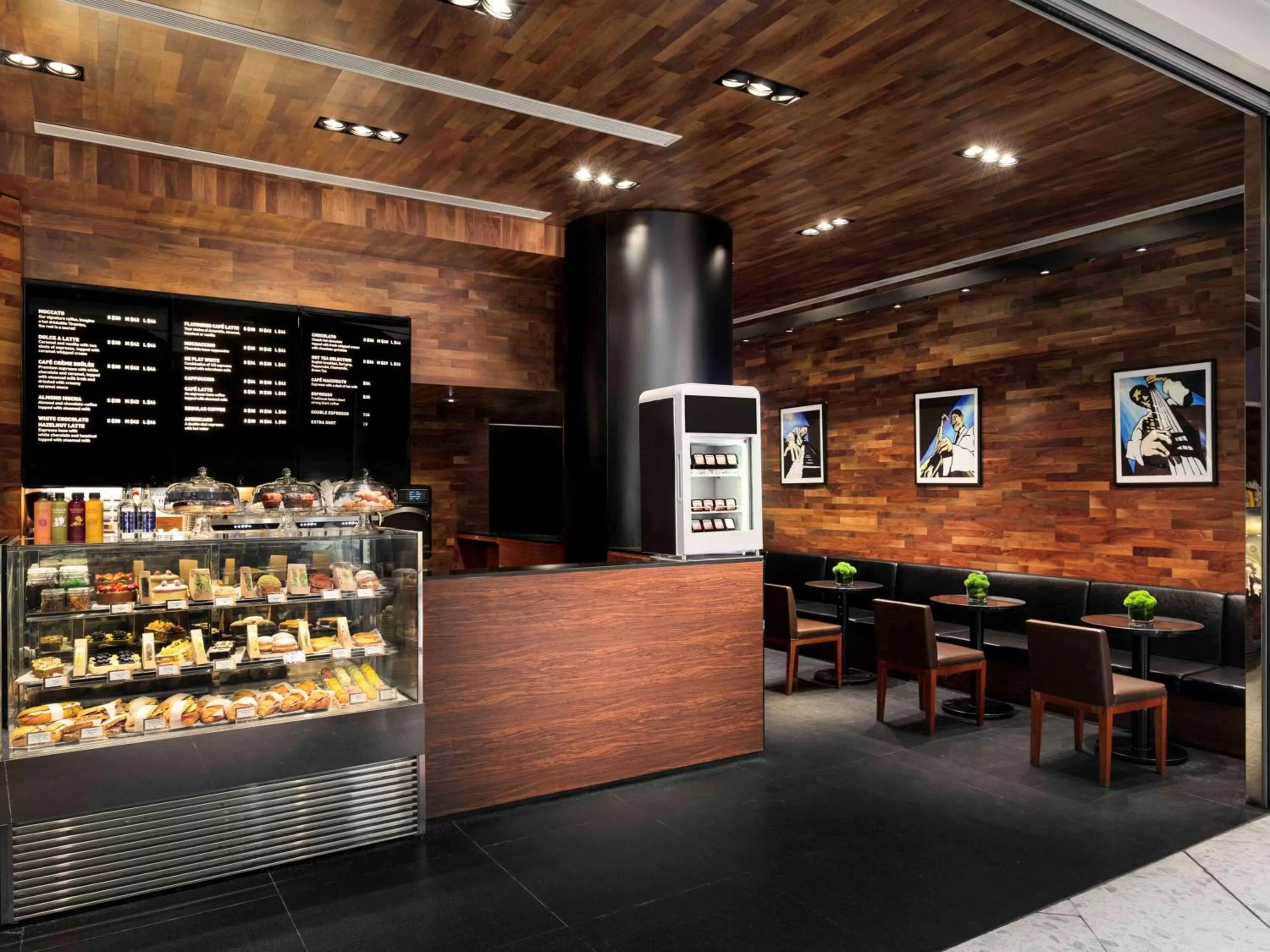 Restaurant/places to eat in Novotel Citygate Hong Kong