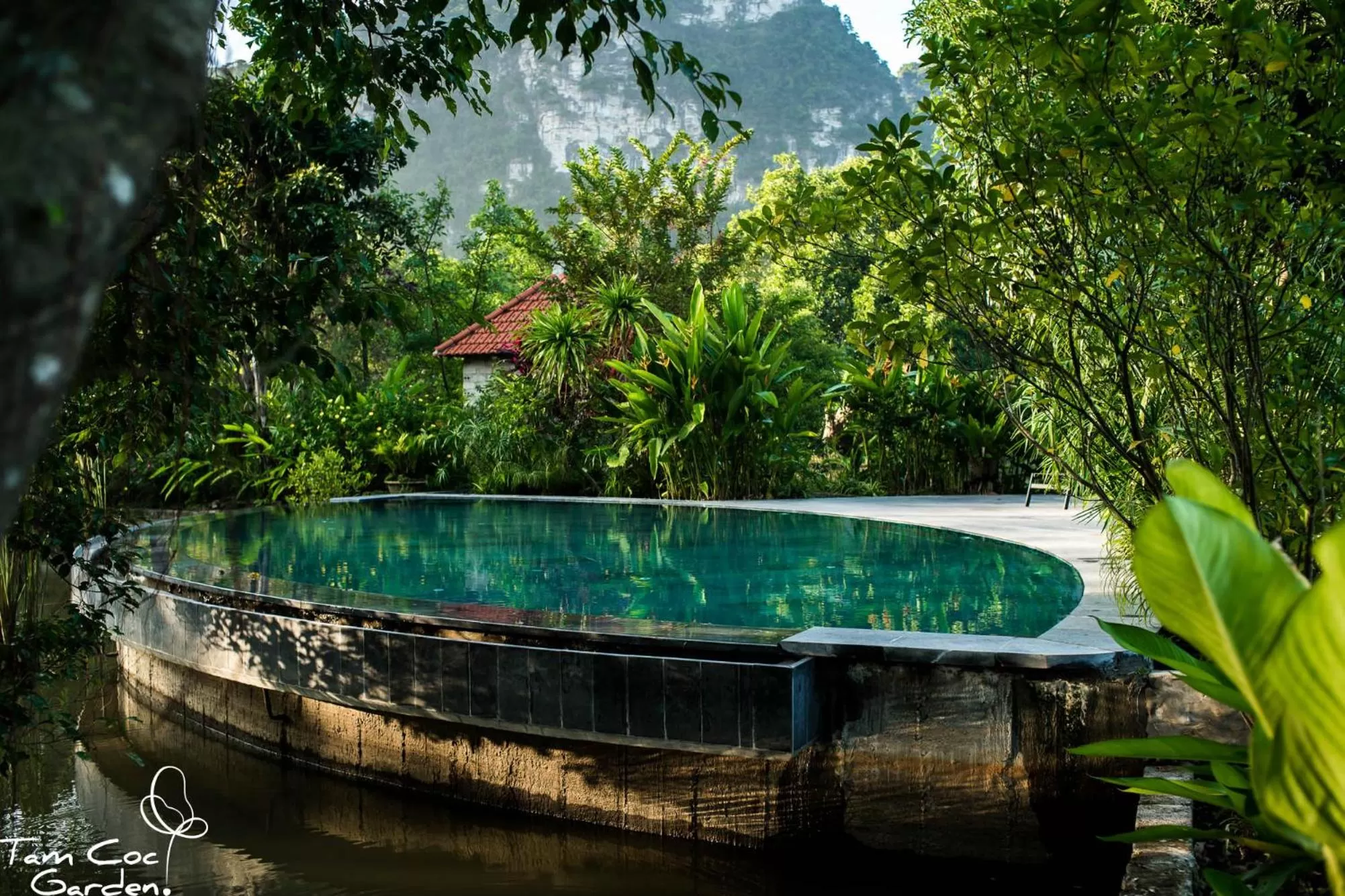 Swimming pool in Tam Coc Garden Resort