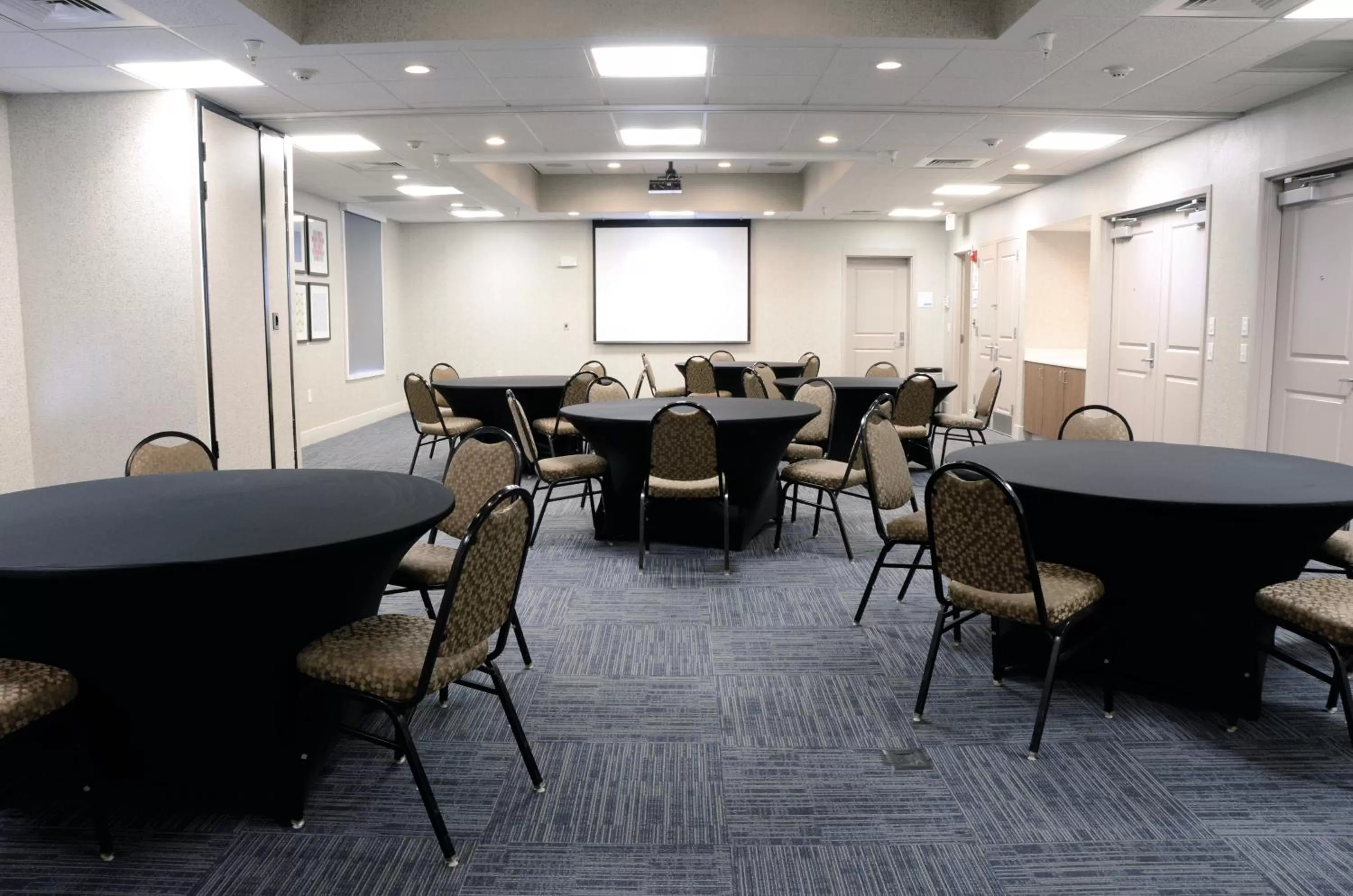 Meeting/conference room in Holiday Inn Express Hotel & Suites Mount Juliet - Nashville Area by IHG