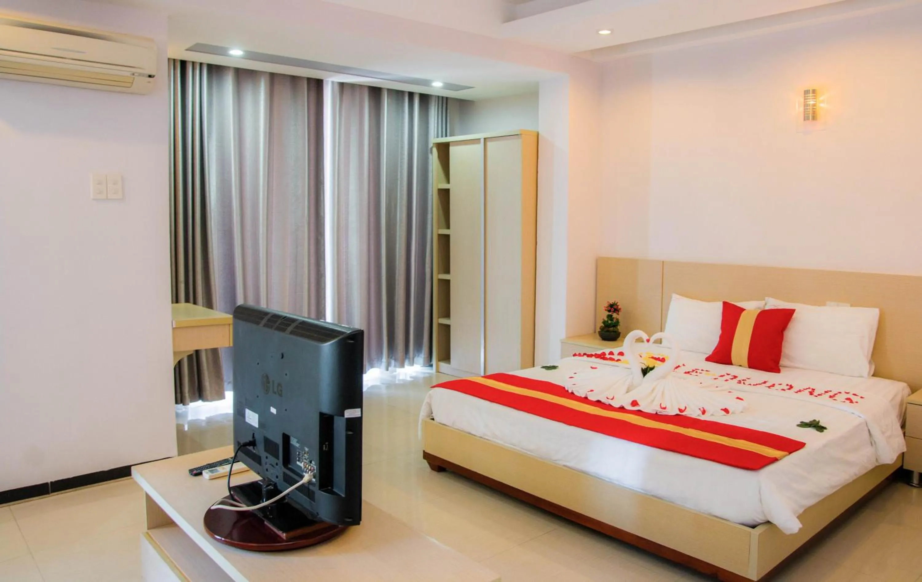 Bed in Le Duong Hotel