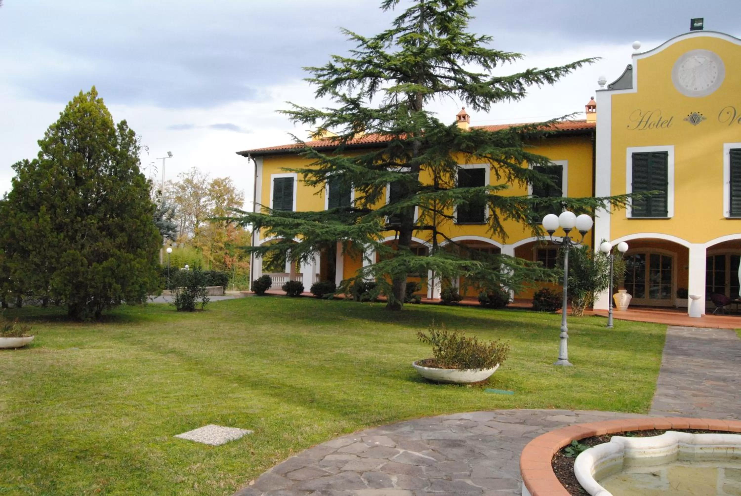 Facade/entrance, Property Building in Hotel Vedute