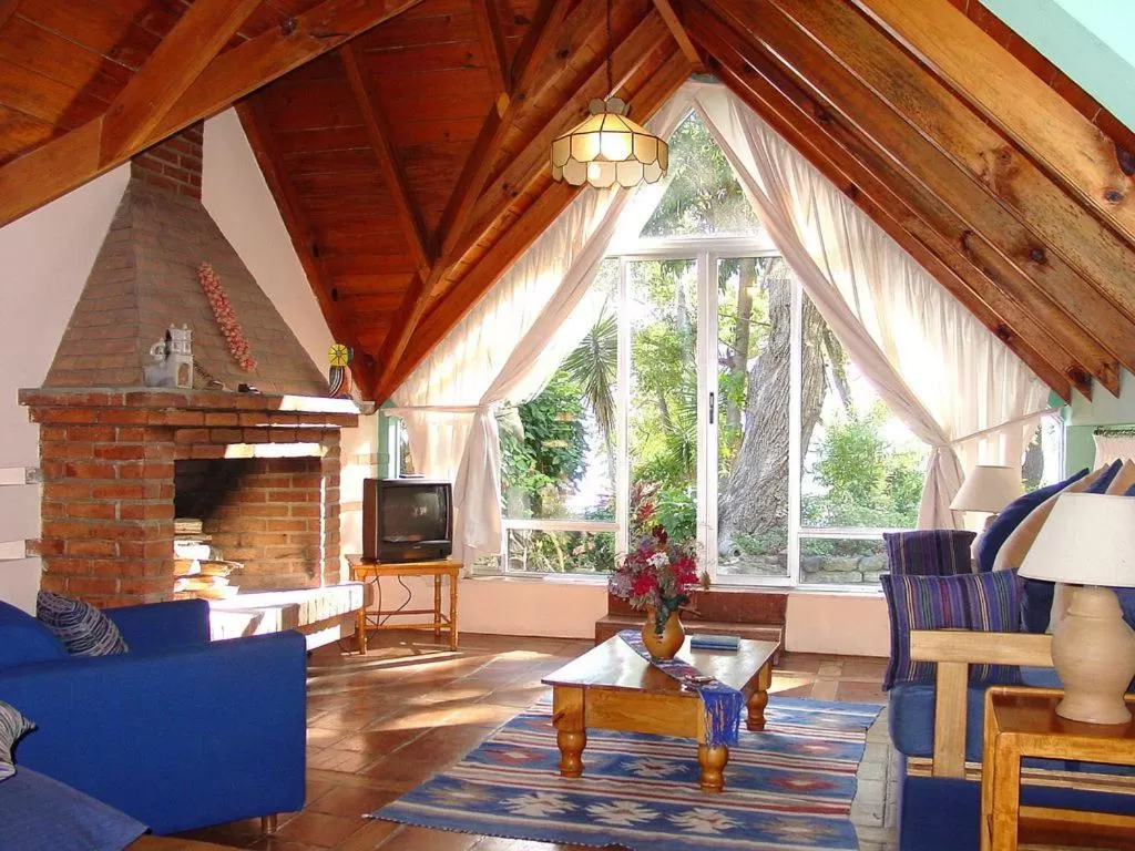 Living room in Hotel San Buenaventura de Atitlán