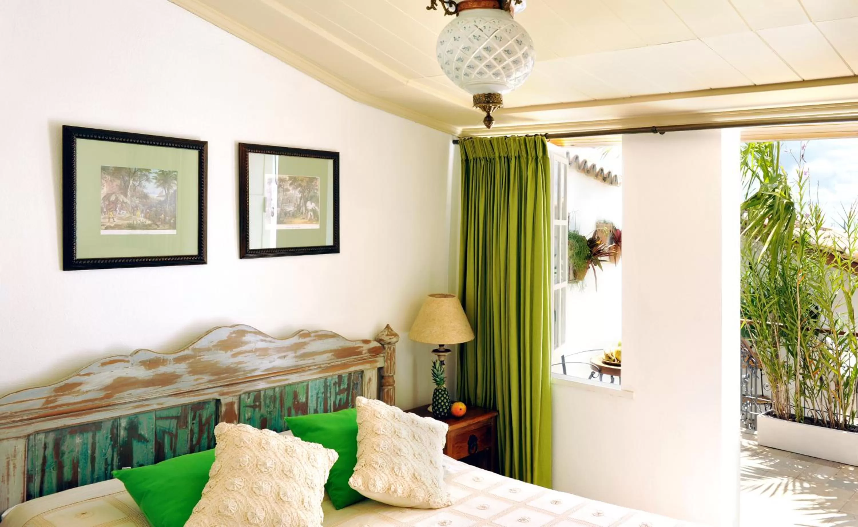 Decorative detail, Bed in Hotel Villa Bahia