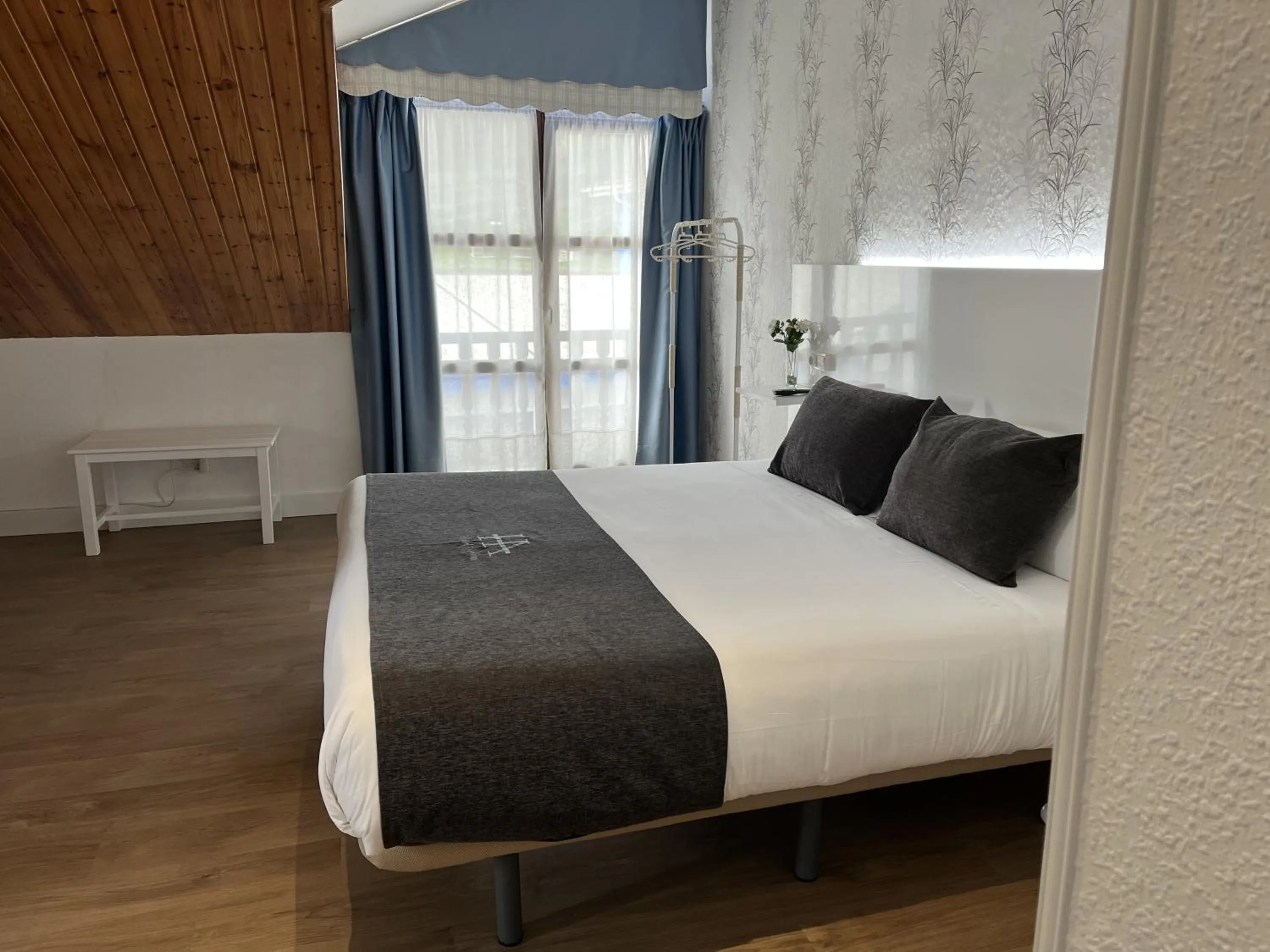 Bed in Hotel Avelina