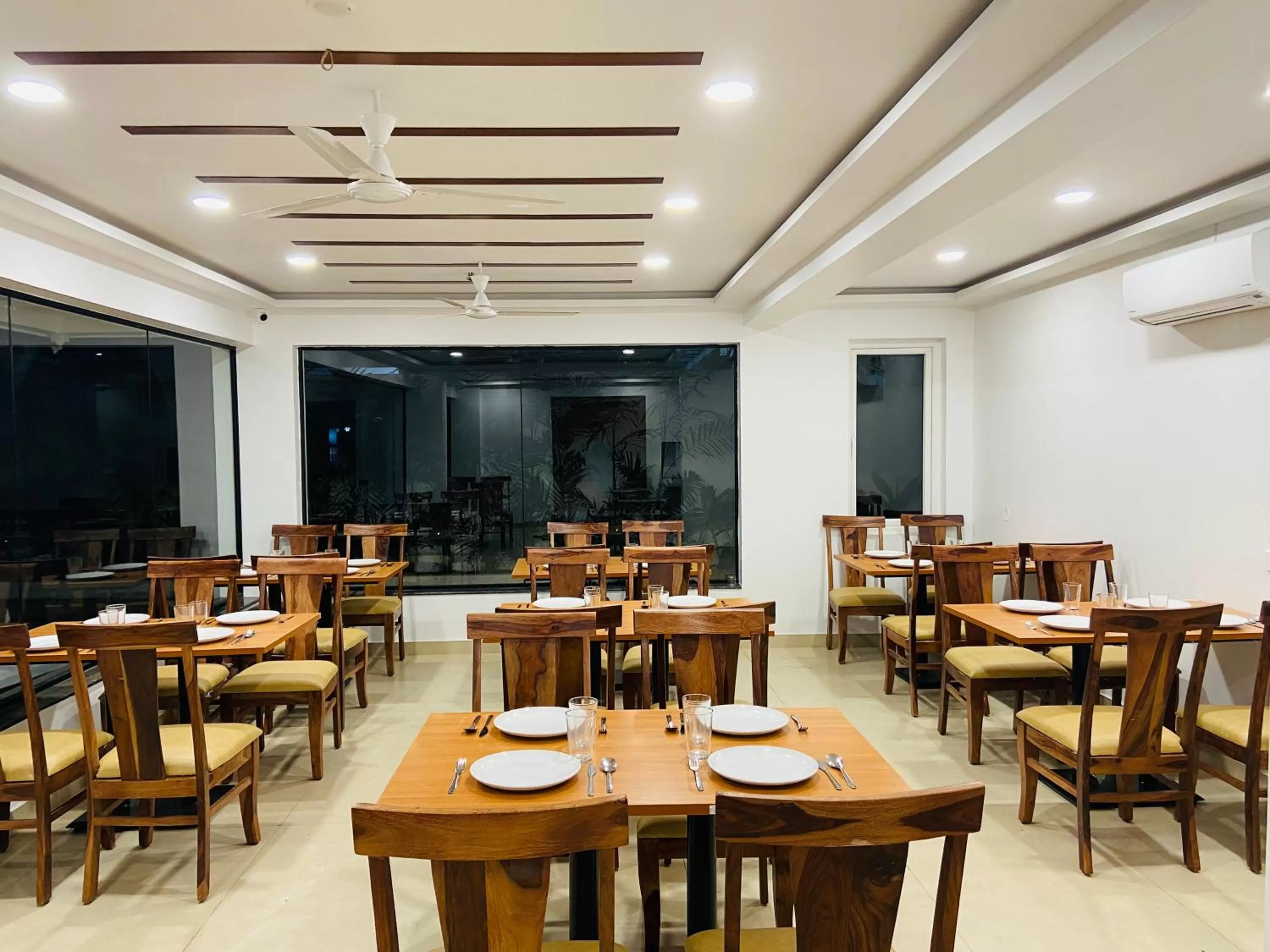 Restaurant/places to eat in Hotel Akoya - HITECH City Hyderabad