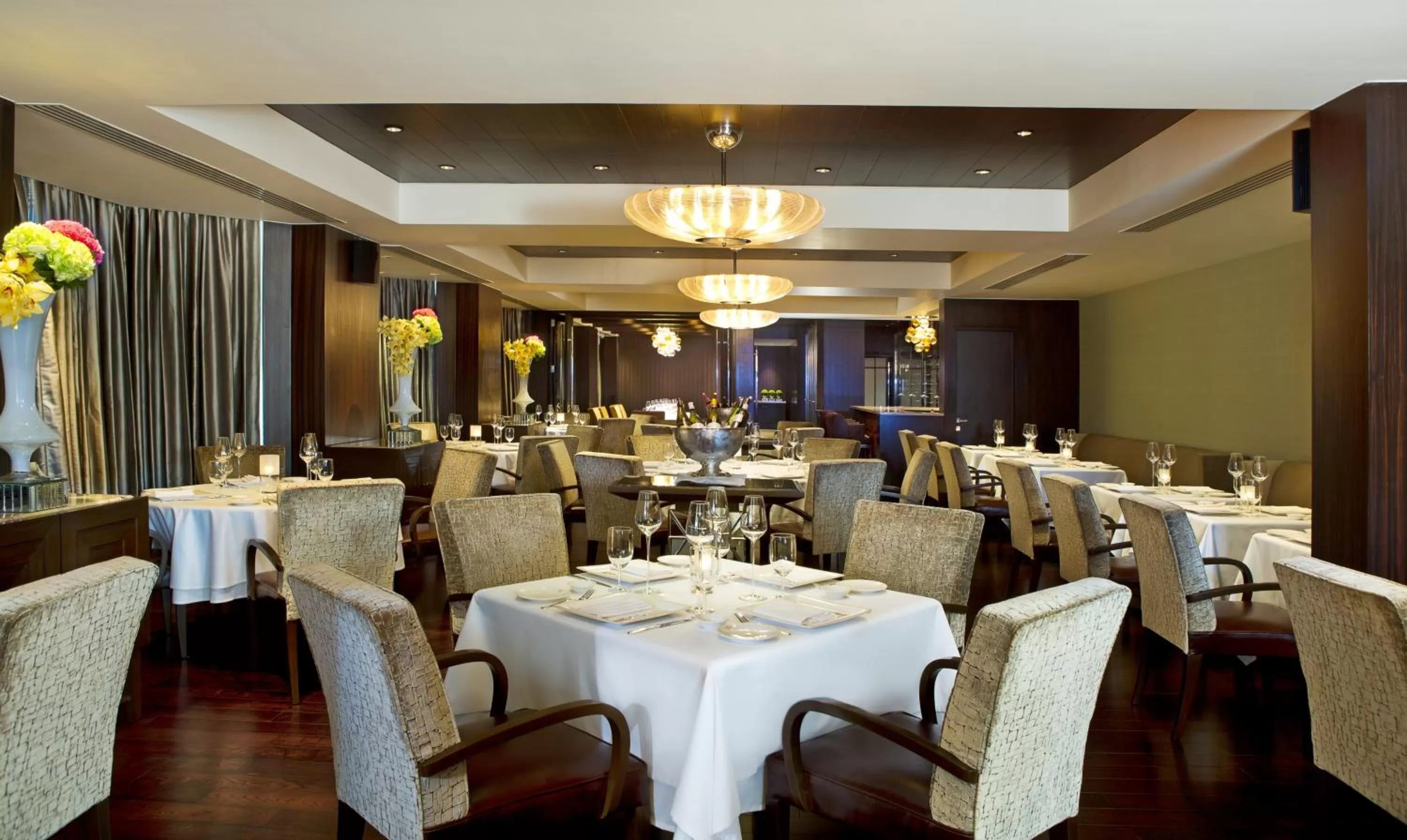 Restaurant/places to eat in The Leela Mumbai