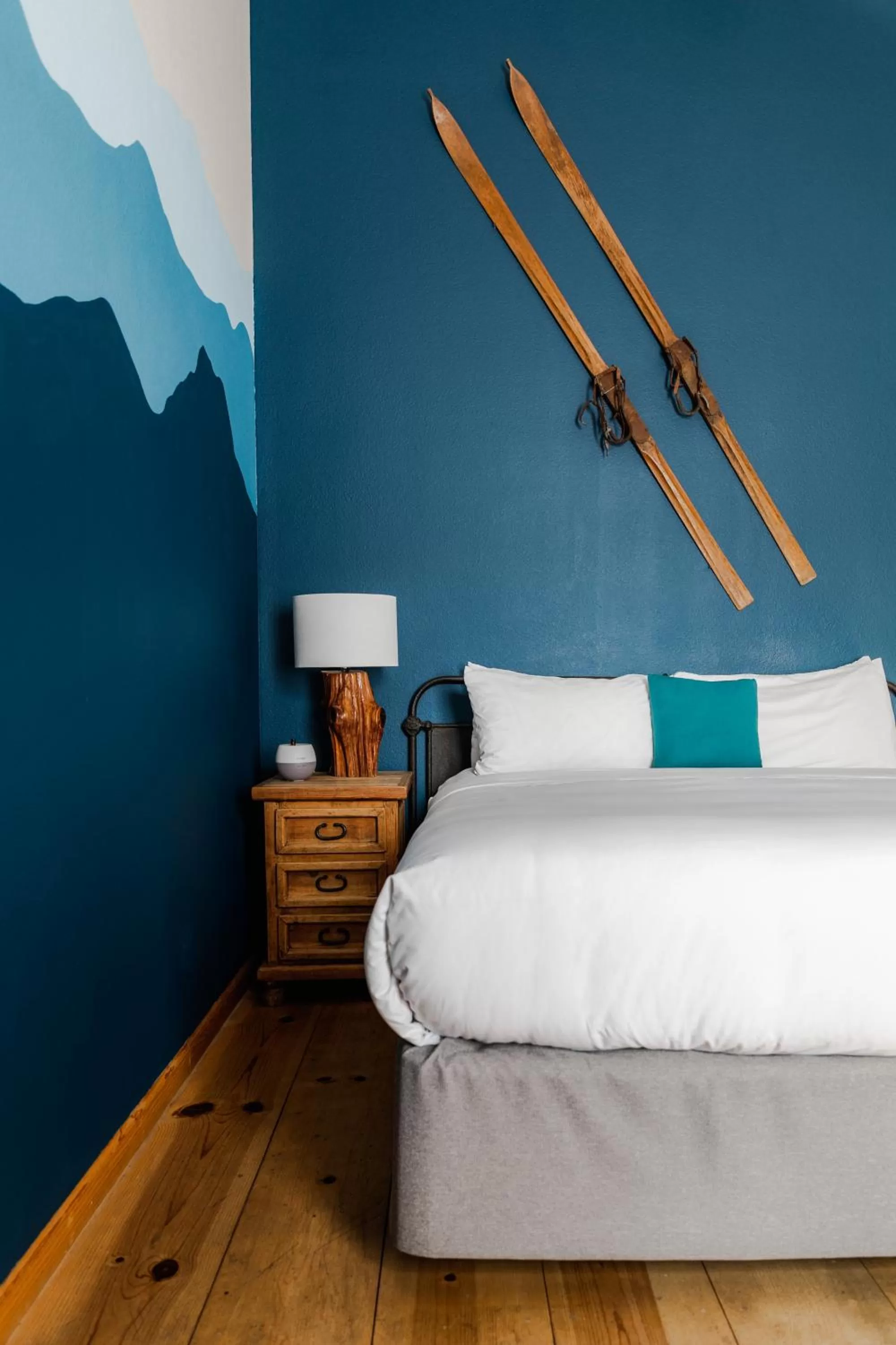 Bed in Black Bear Lodge