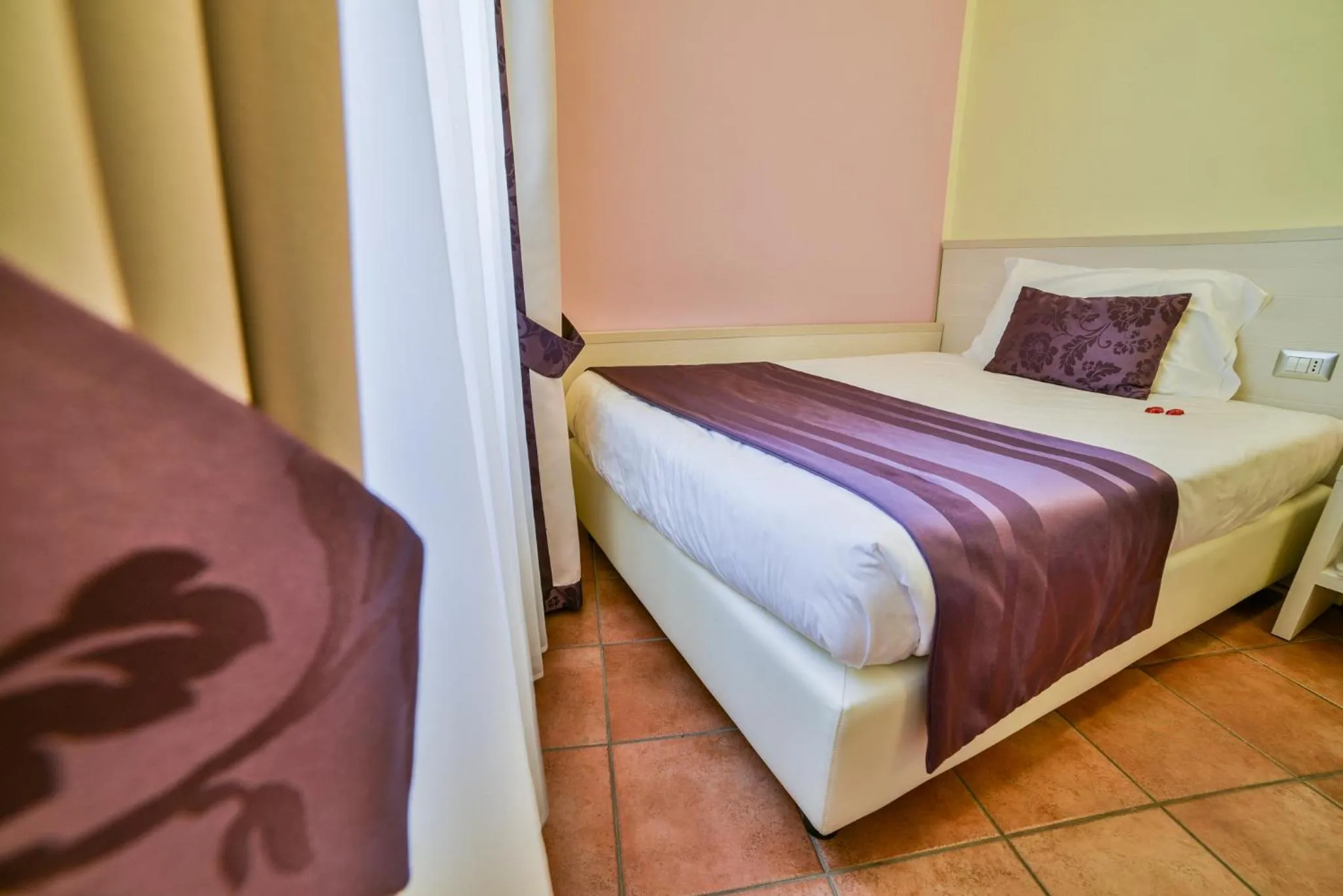 Photo of the whole room, Bed in Hotel Bella Firenze