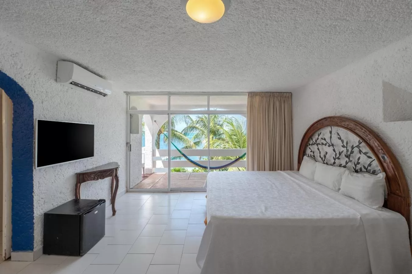 TV and multimedia, Bed in Hotel Maya Caribe Faranda Cancún