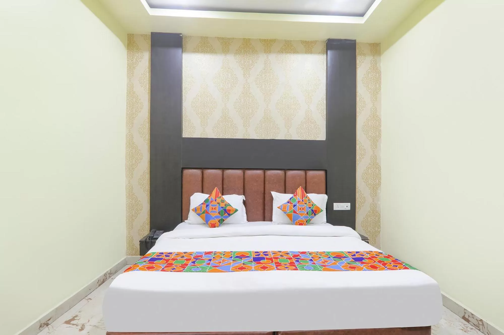 Bed in FabExpress GS Residency