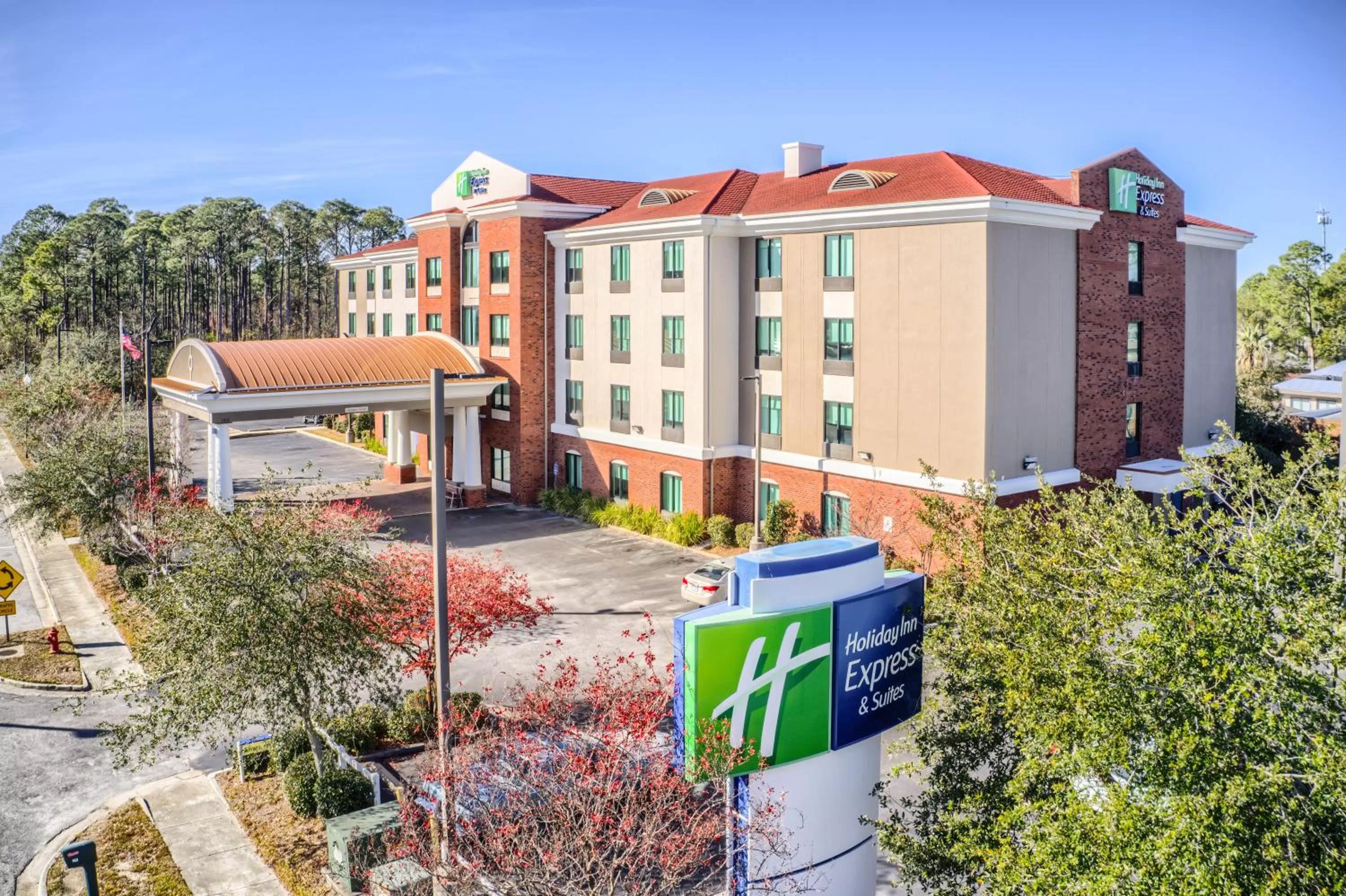 Property building in Holiday Inn Express Hotel & Suites Gulf Shores by IHG