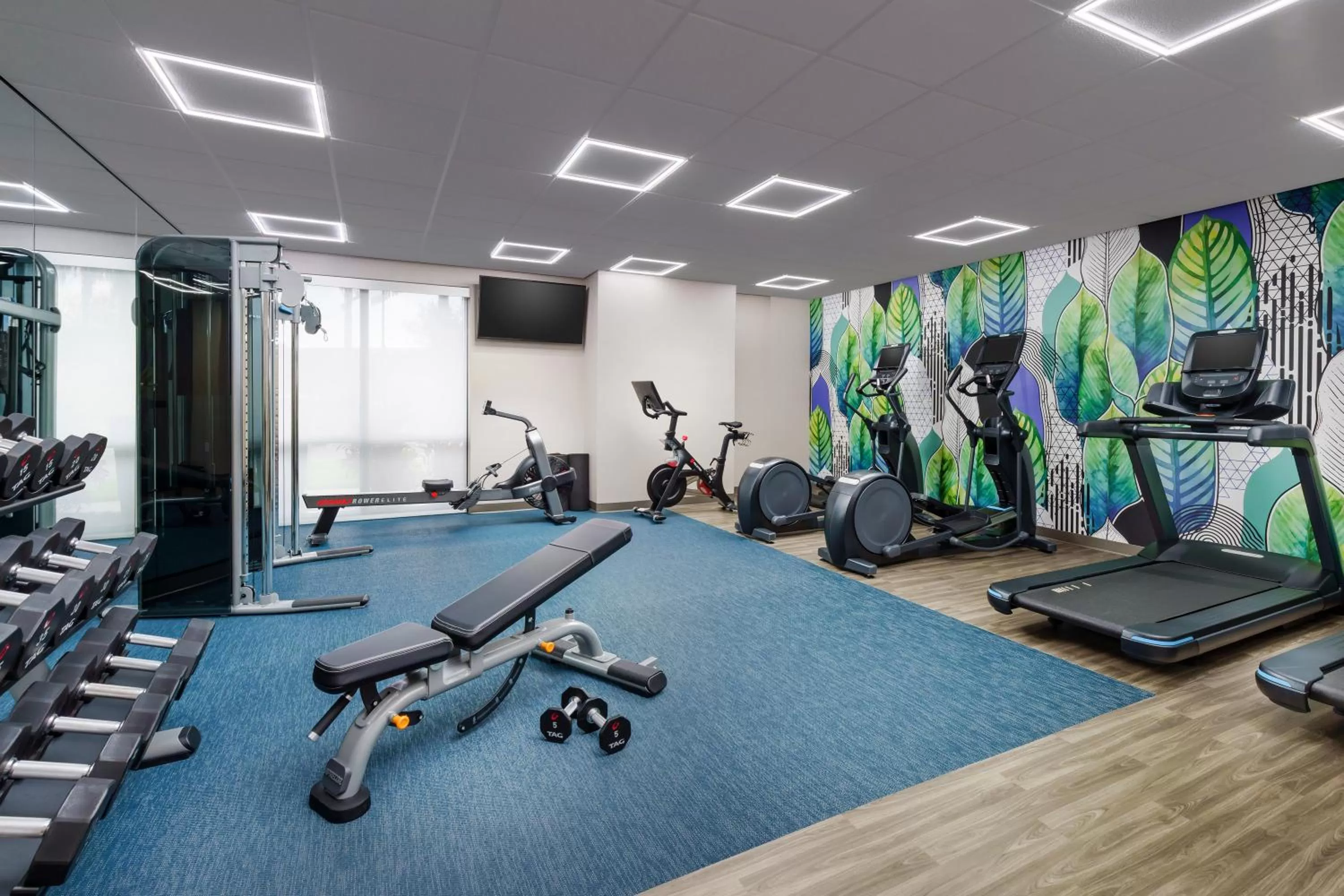 Fitness centre/facilities in Hyatt Place across from Universal Orlando Resort
