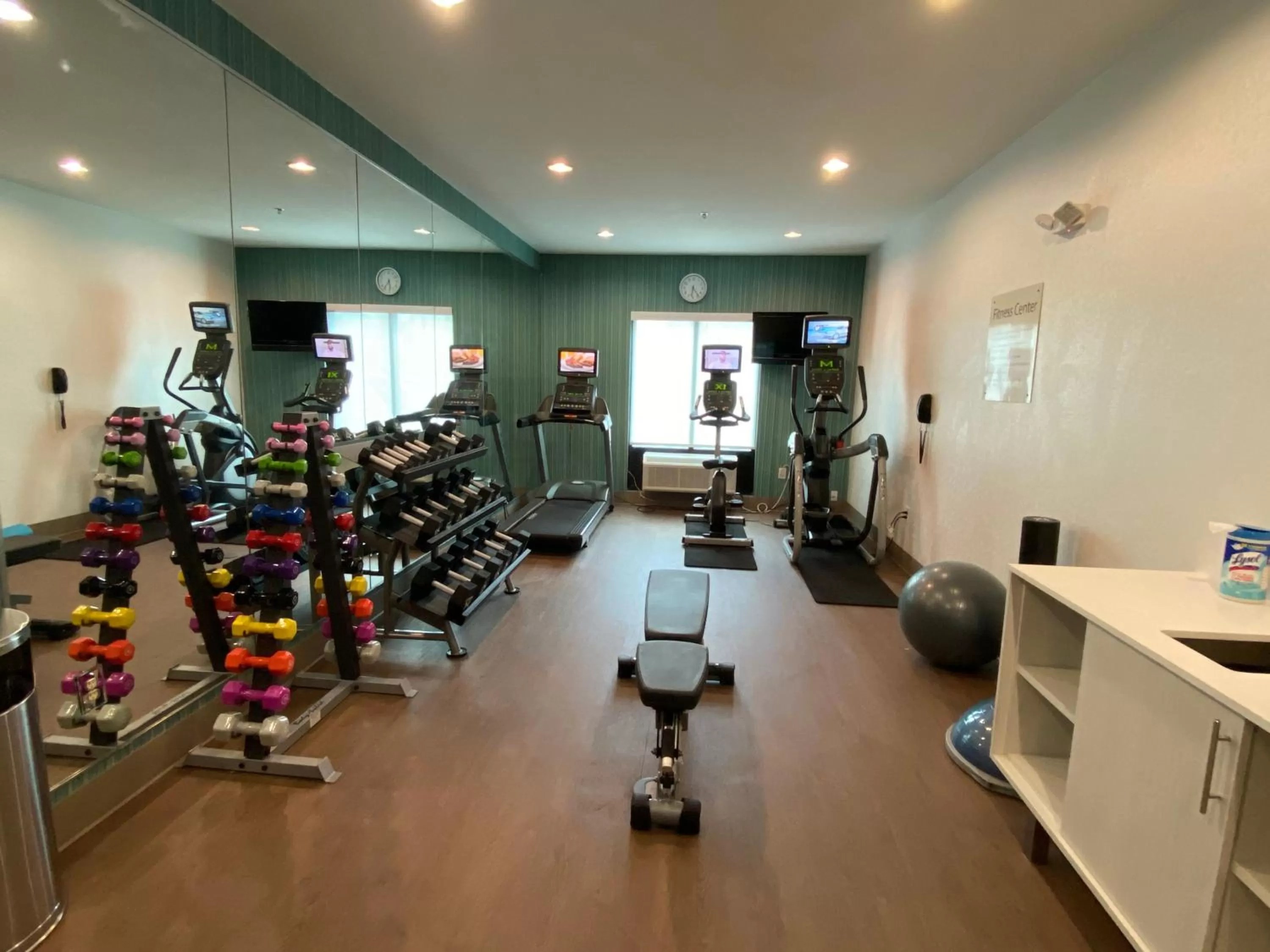 Fitness centre/facilities in Holiday Inn Express Hotel & Suites Gulf Shores by IHG
