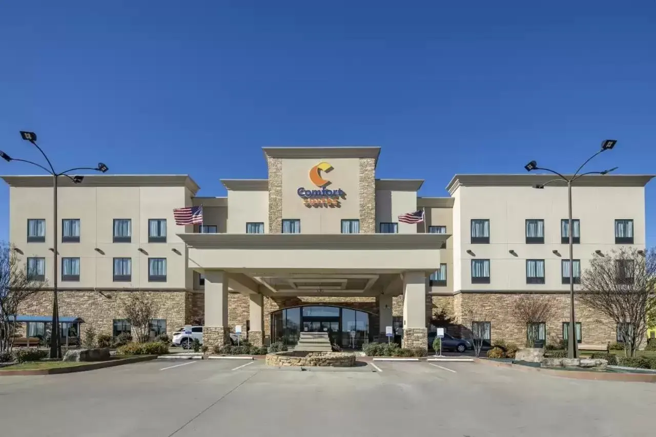 Comfort Suites Batesville Comfort Suites Batesville