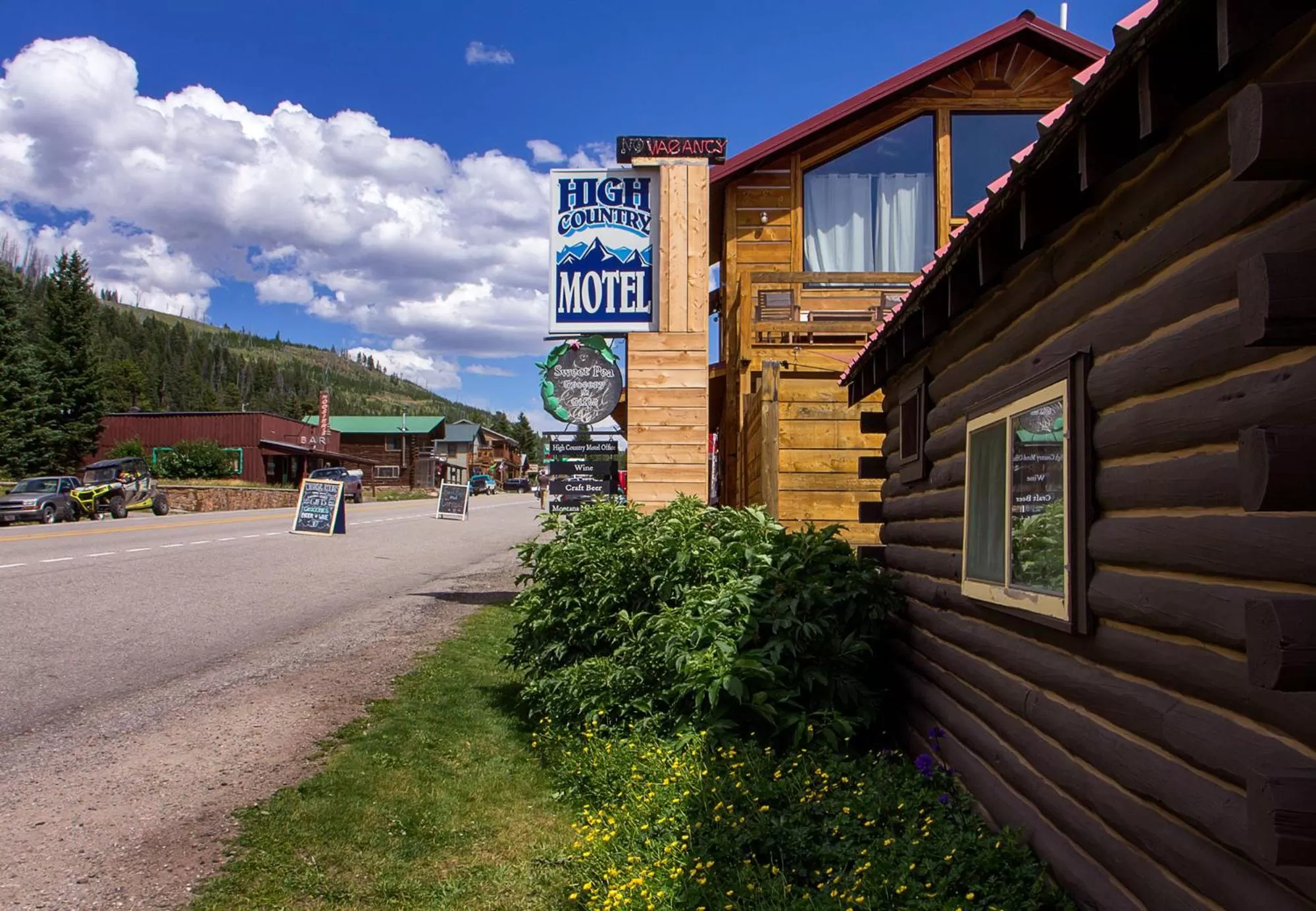High Country Motel and Cabins