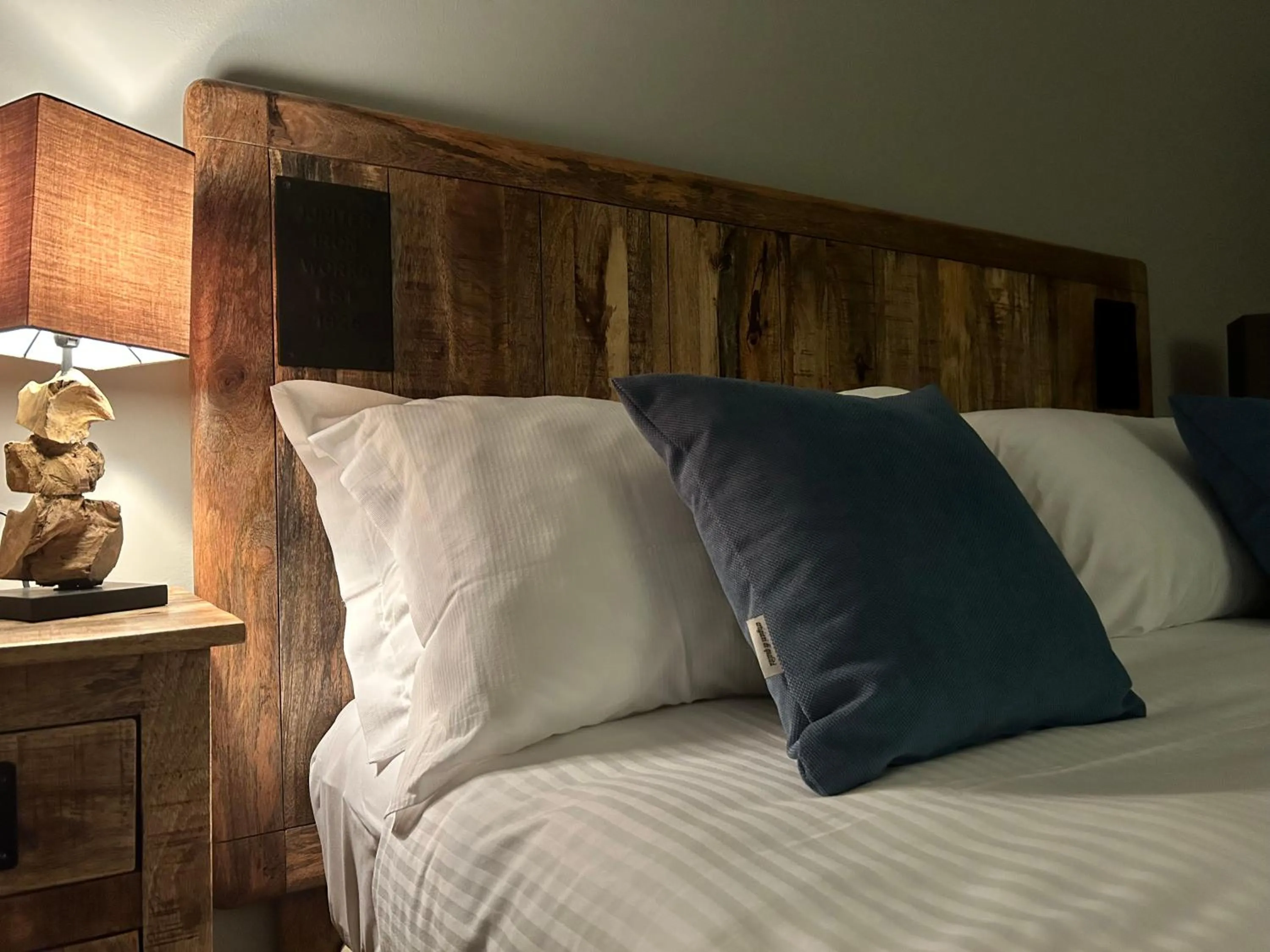 Bedroom in Hotel Paradiso Como