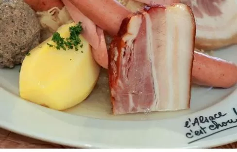 Food and drinks in L'Hôtel des Bords de L'ill