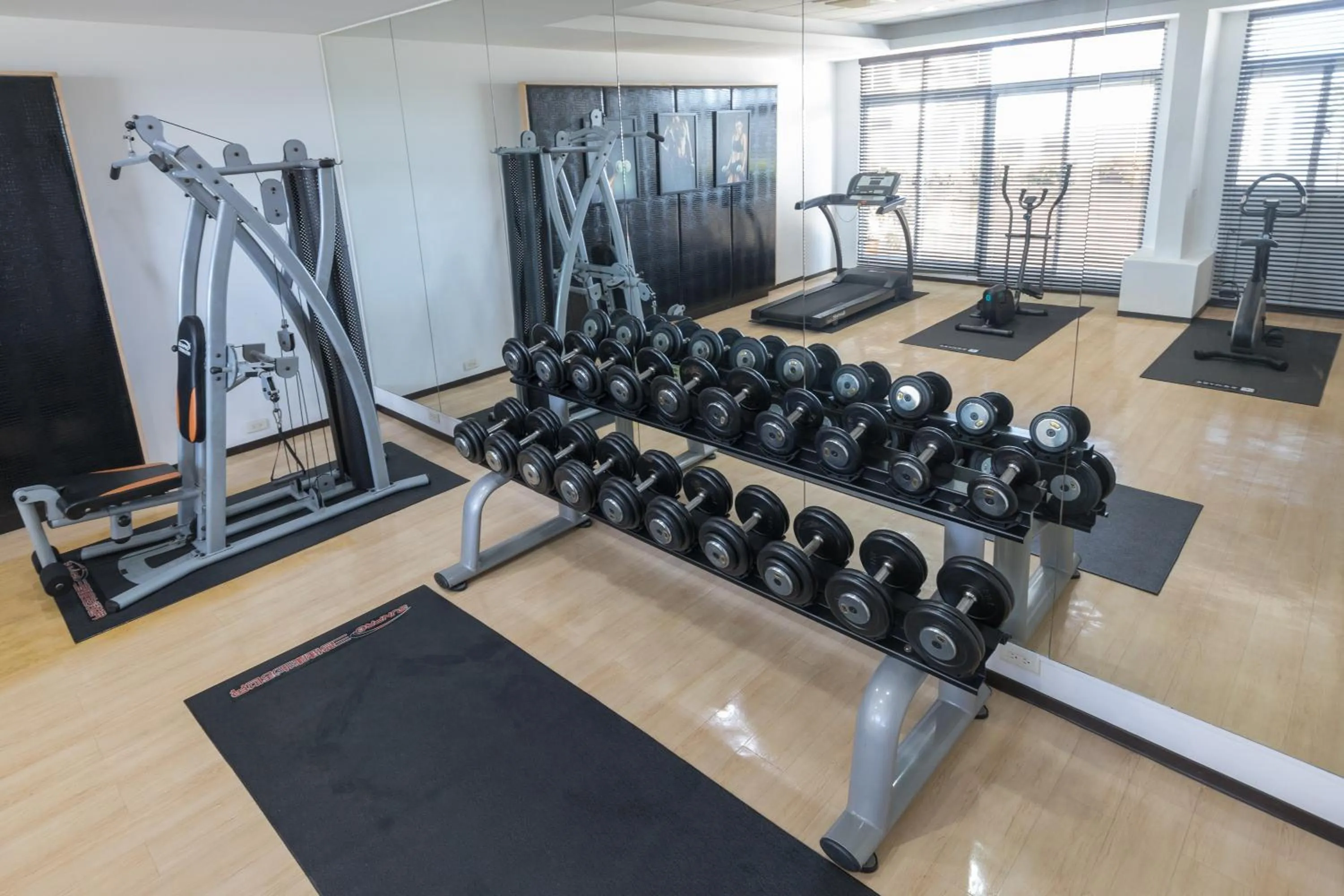 Fitness Center/Facilities in Tan Tso Ma Li Commercial Hotel