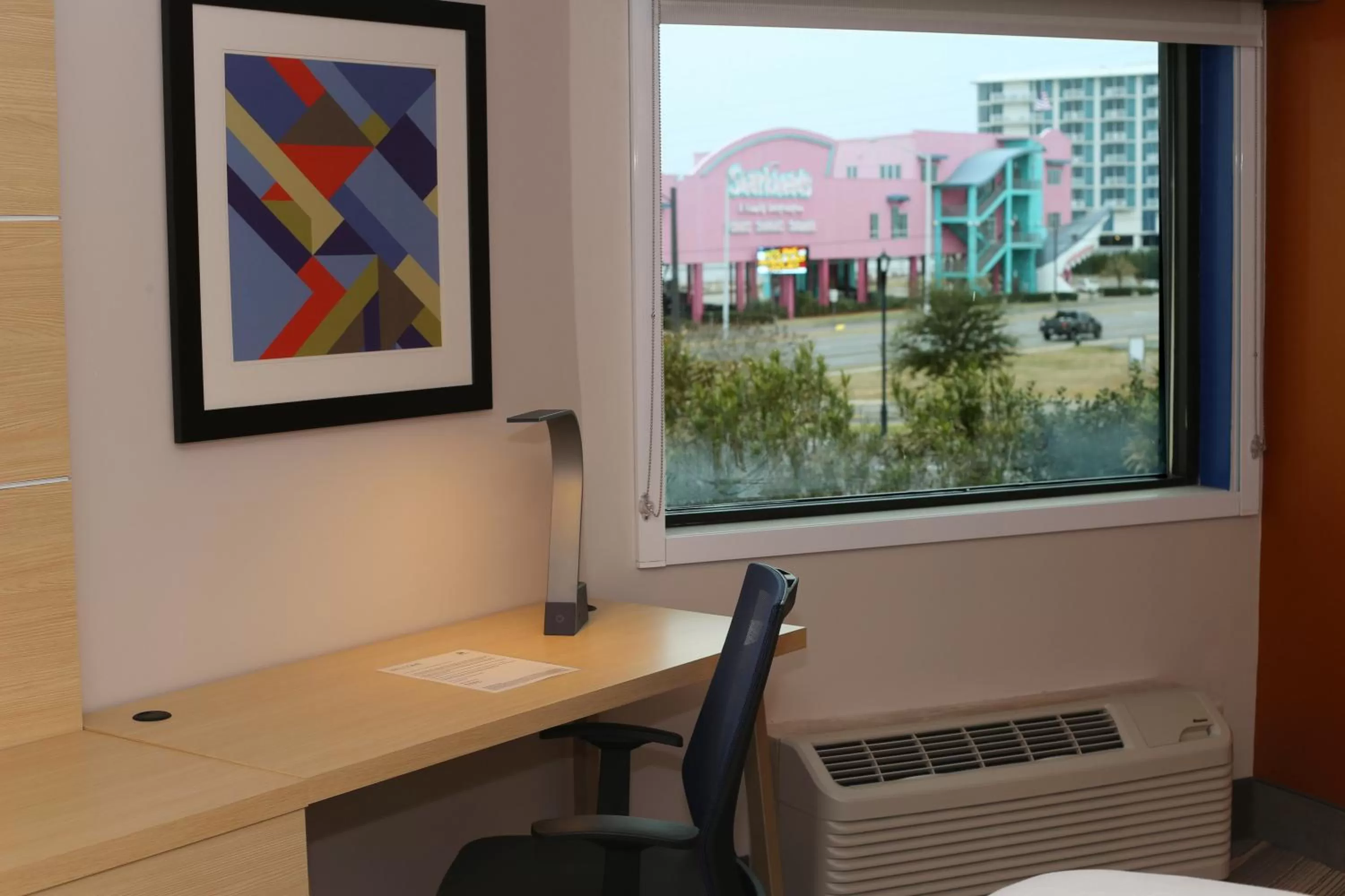 Photo of the whole room in Holiday Inn Express - Biloxi - Beach Blvd by IHG