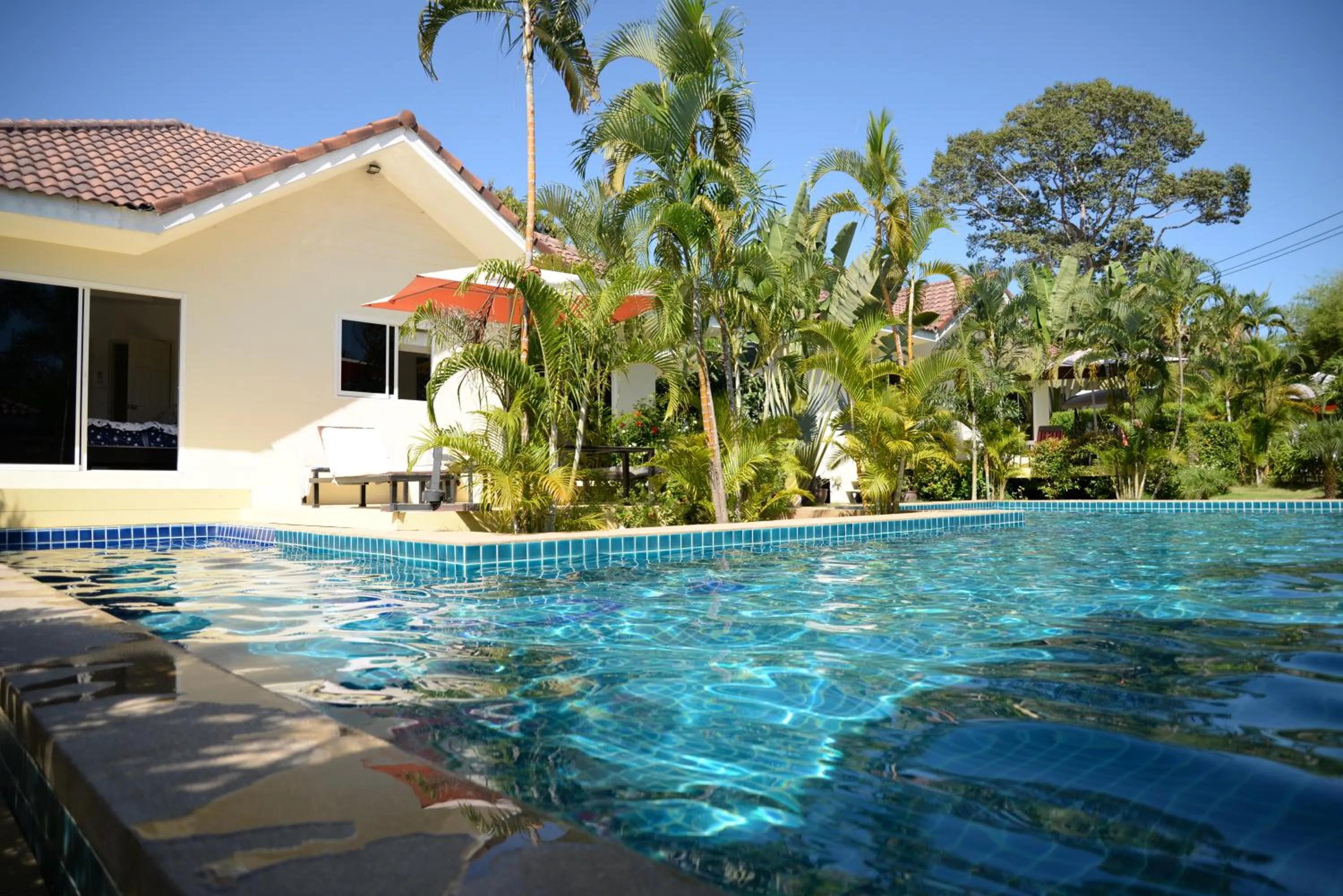 Swimming pool in Bangsaray Villa