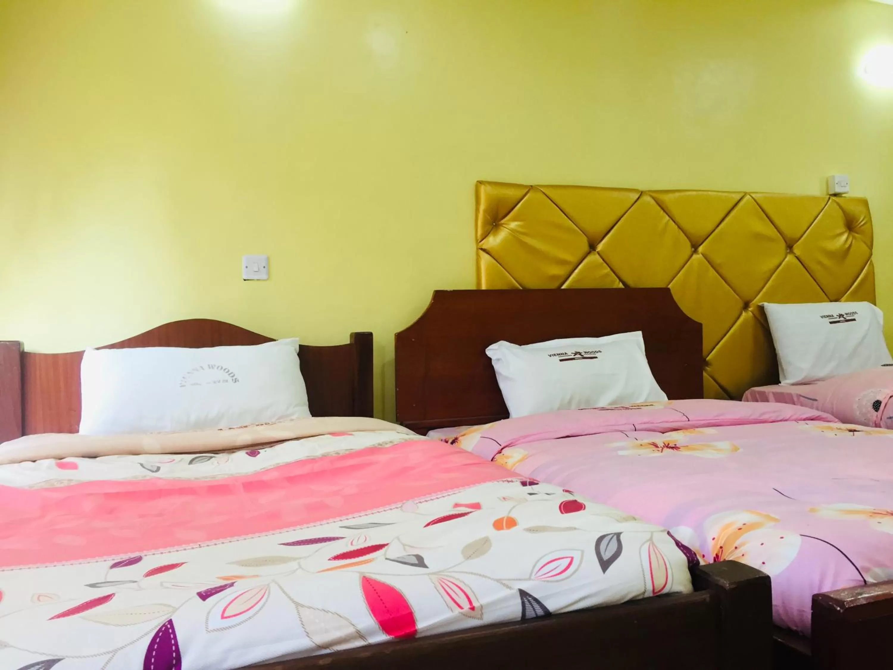 Bed in Vienna Woods Hotel Nakuru