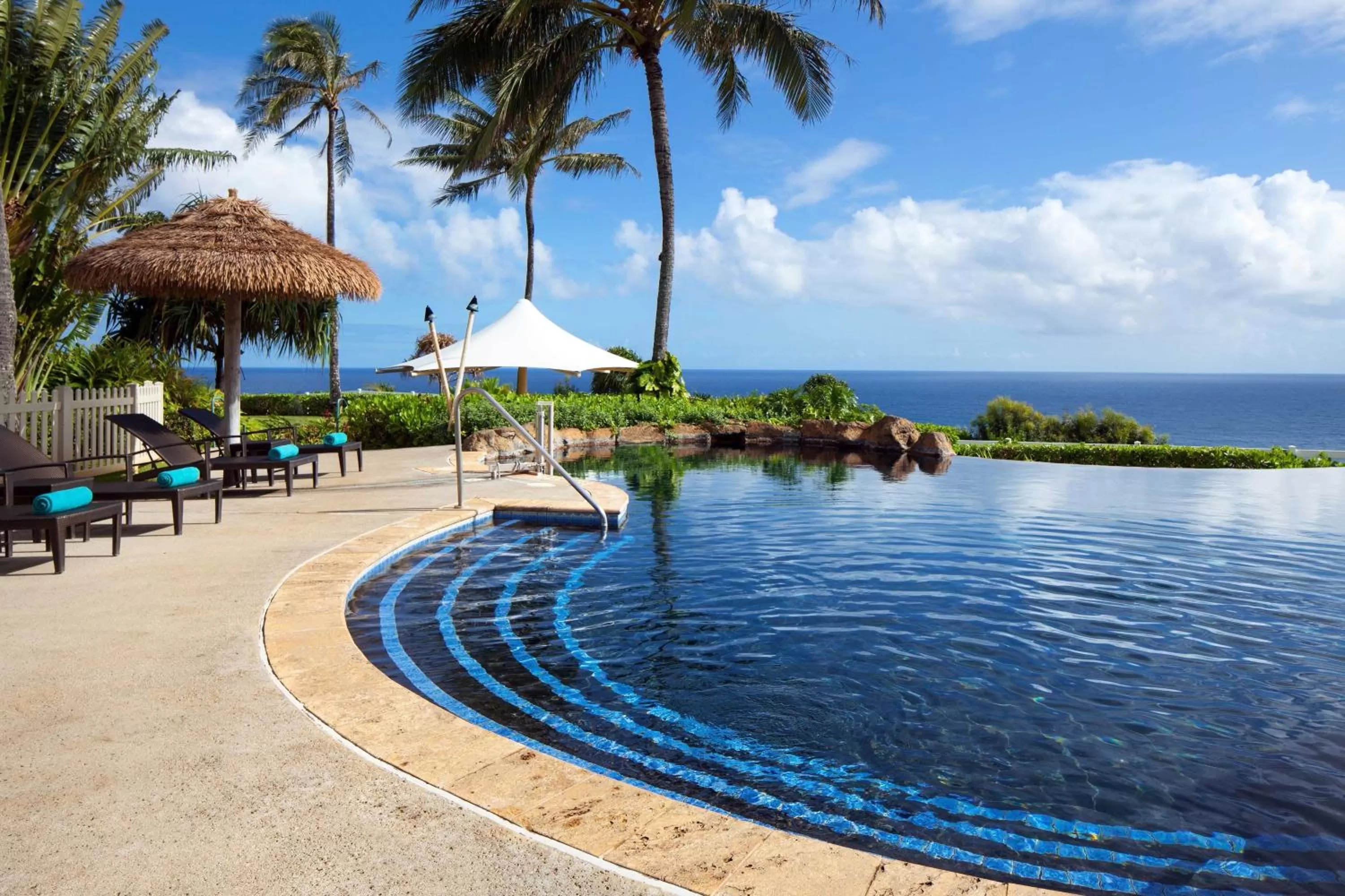 Swimming pool in The Westin Princeville Ocean Resort Villas