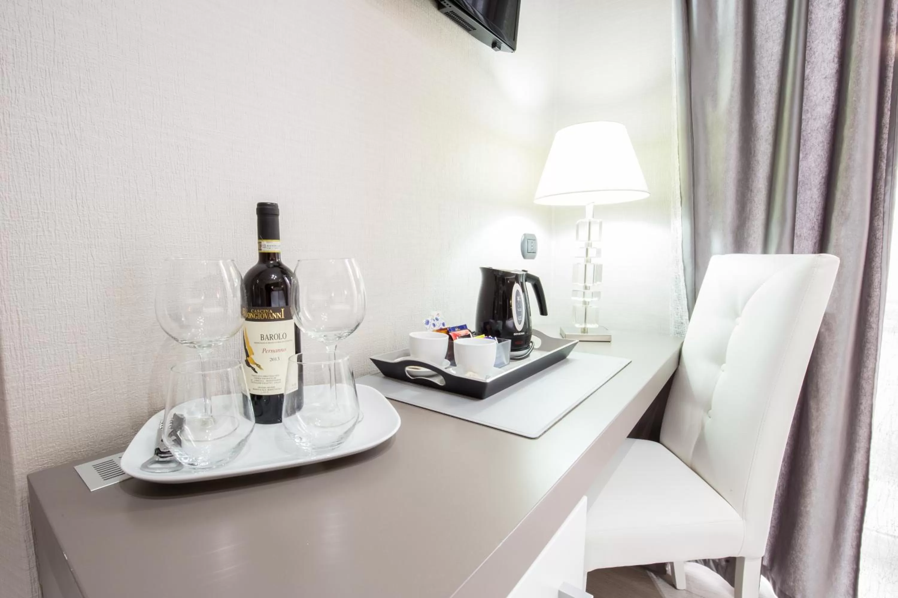 Coffee/tea facilities in B&B Insula Urbis