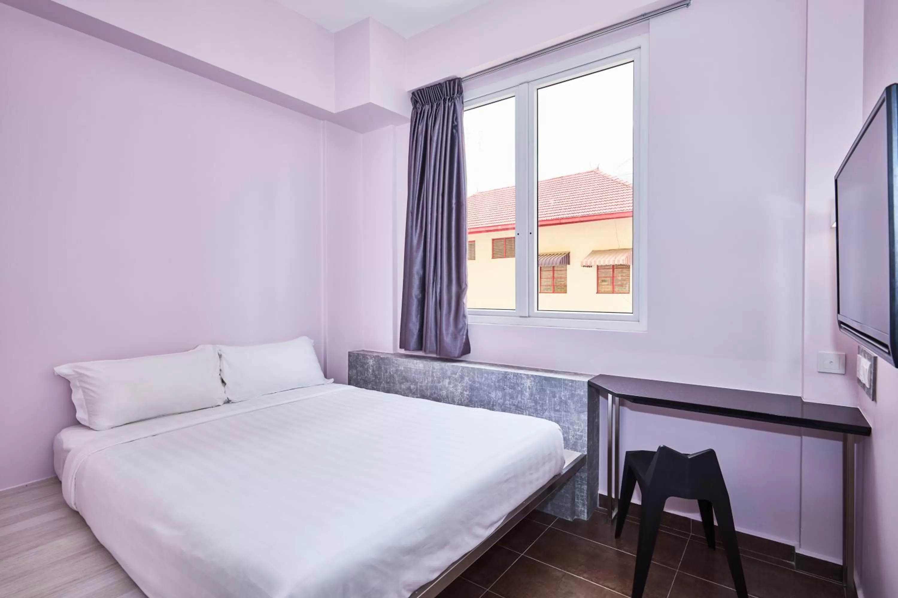 Bed in ibis budget Singapore Pearl