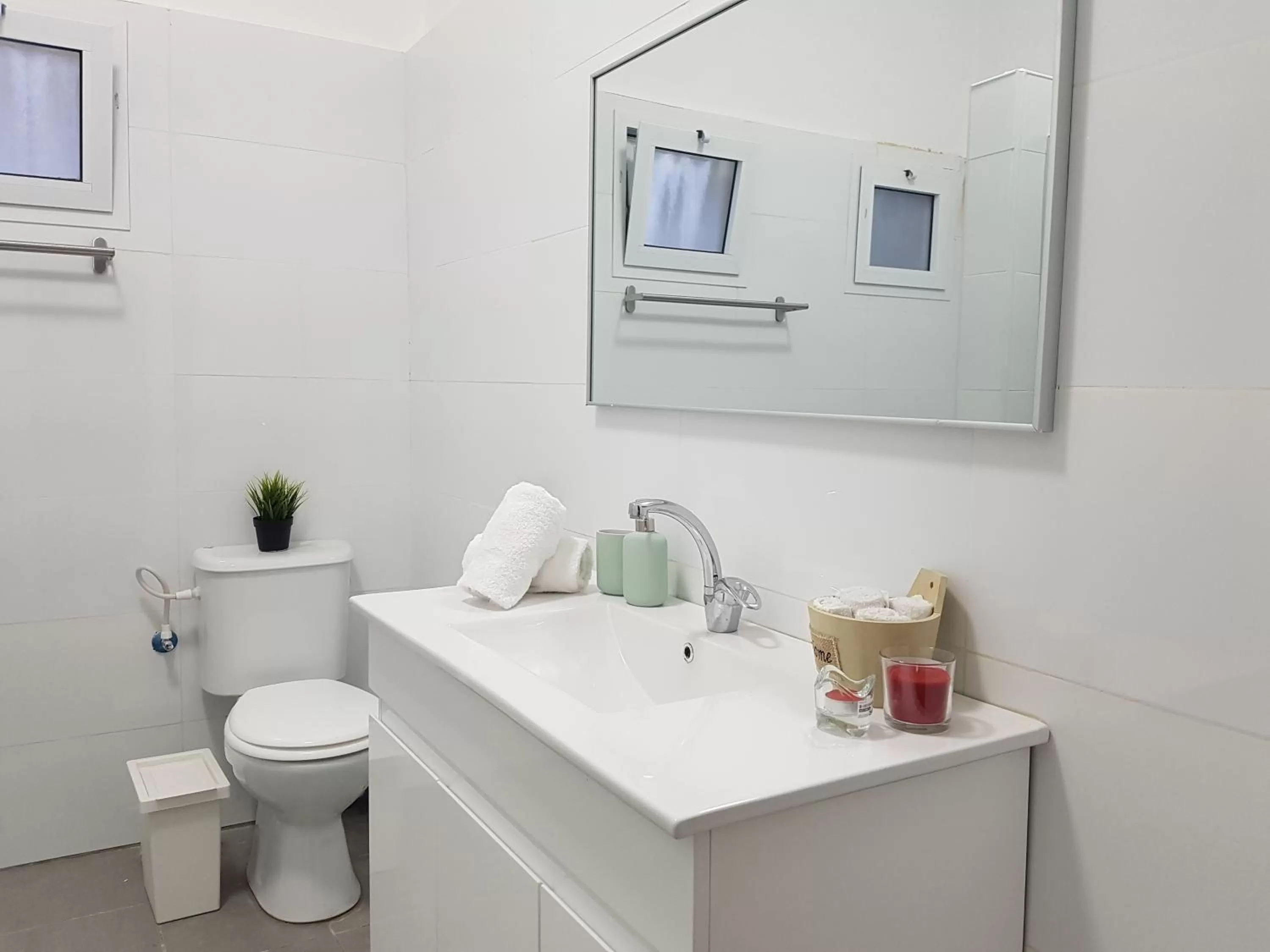 Bathroom in אבני החושן- Avnei Hoshen